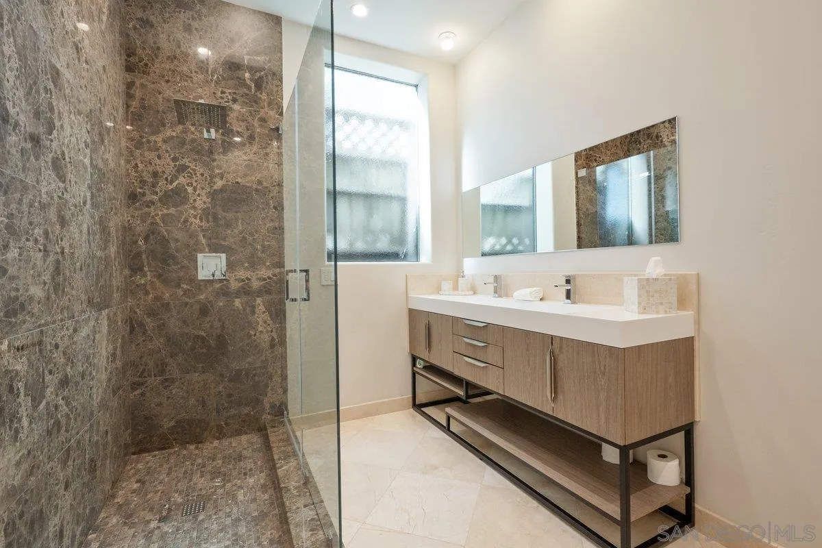 https://cdn.realtyfeed.com/cdn/127/250037018/6c33c7f25041bc355a155fb555f36f68.webp
