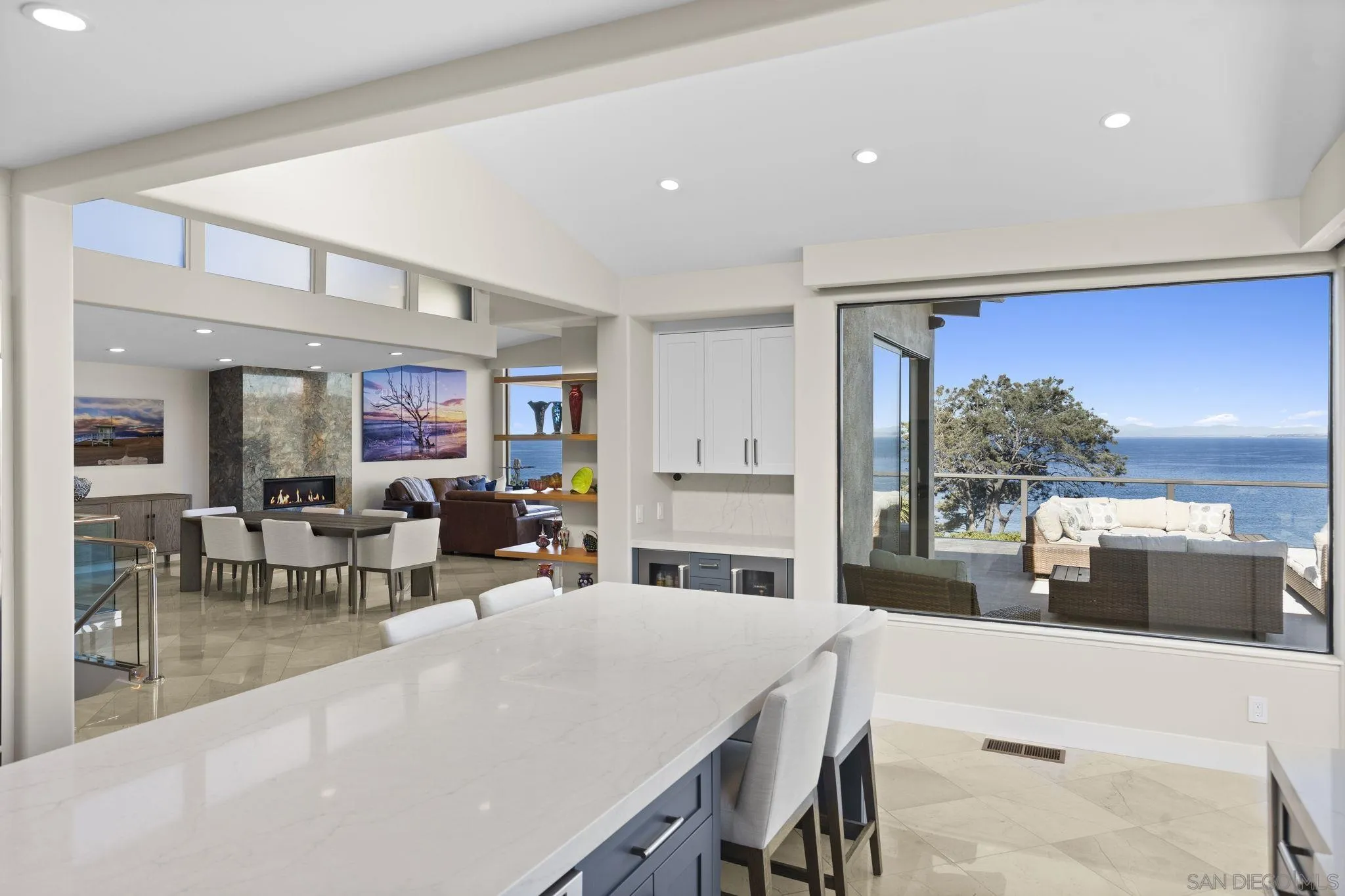 https://cdn.realtyfeed.com/cdn/127/250037018/798b44ba594a6c5f4966eba37b17053d.webp