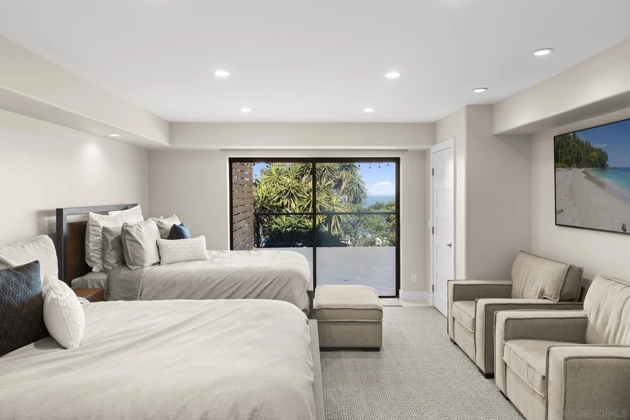 https://cdn.realtyfeed.com/cdn/127/250037018/9be5ee10e17555b2bb542f8c67e6c61e.webp