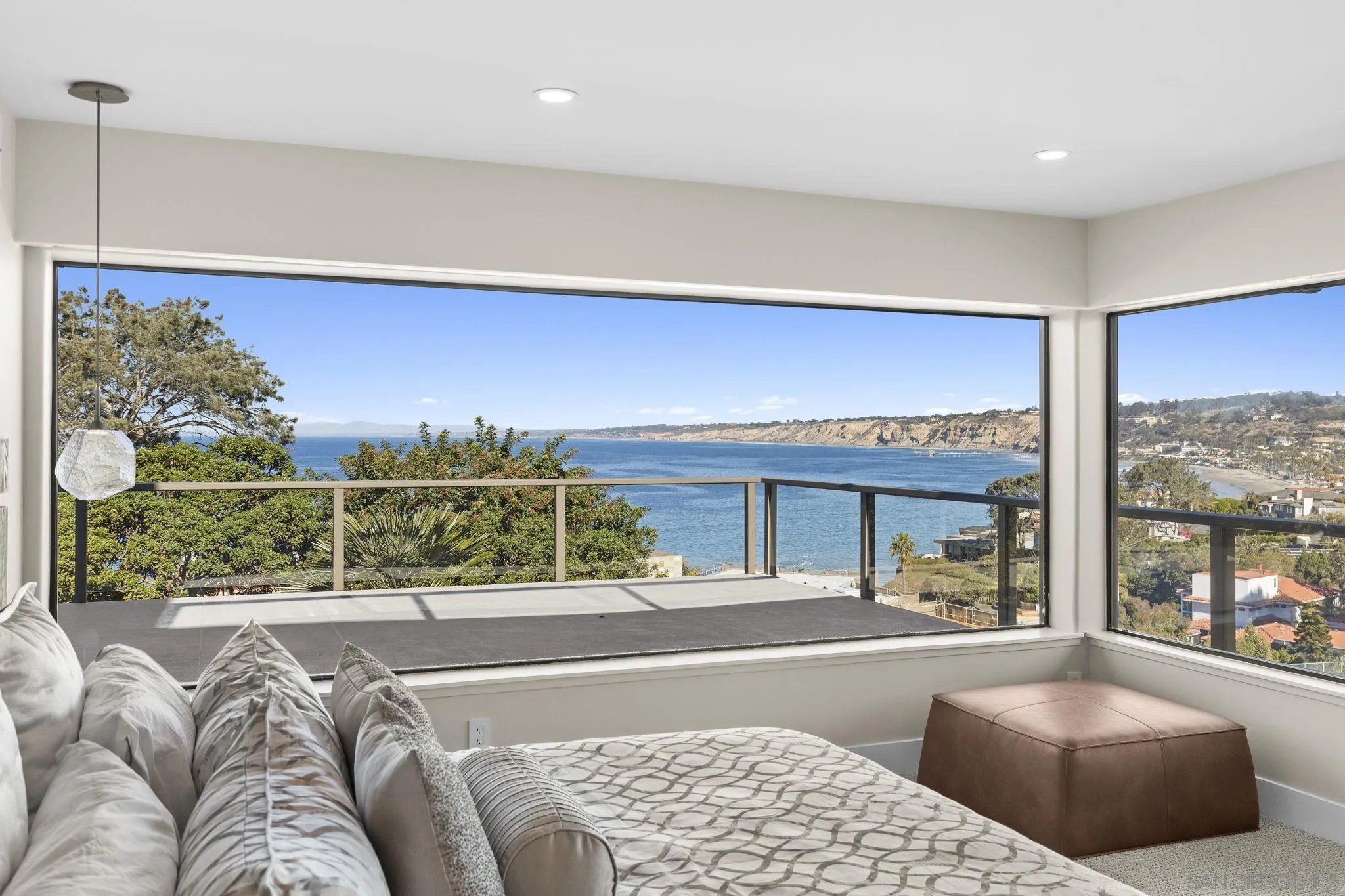 https://cdn.realtyfeed.com/cdn/127/250037018/aa5a0b2ed1b95b7ab4807438b4fd8a05.webp