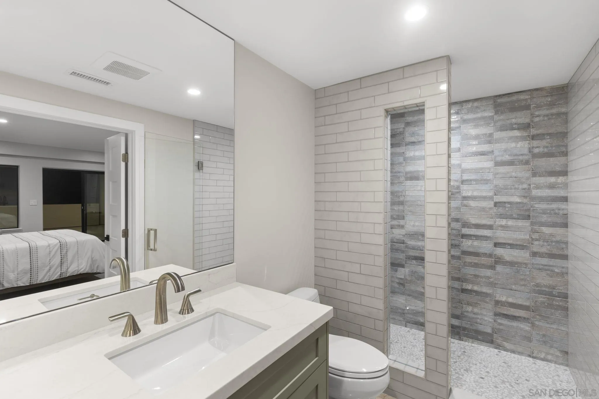 https://cdn.realtyfeed.com/cdn/127/250037018/b31f98deaae573c1cbc2e4cb16ca64e5.webp