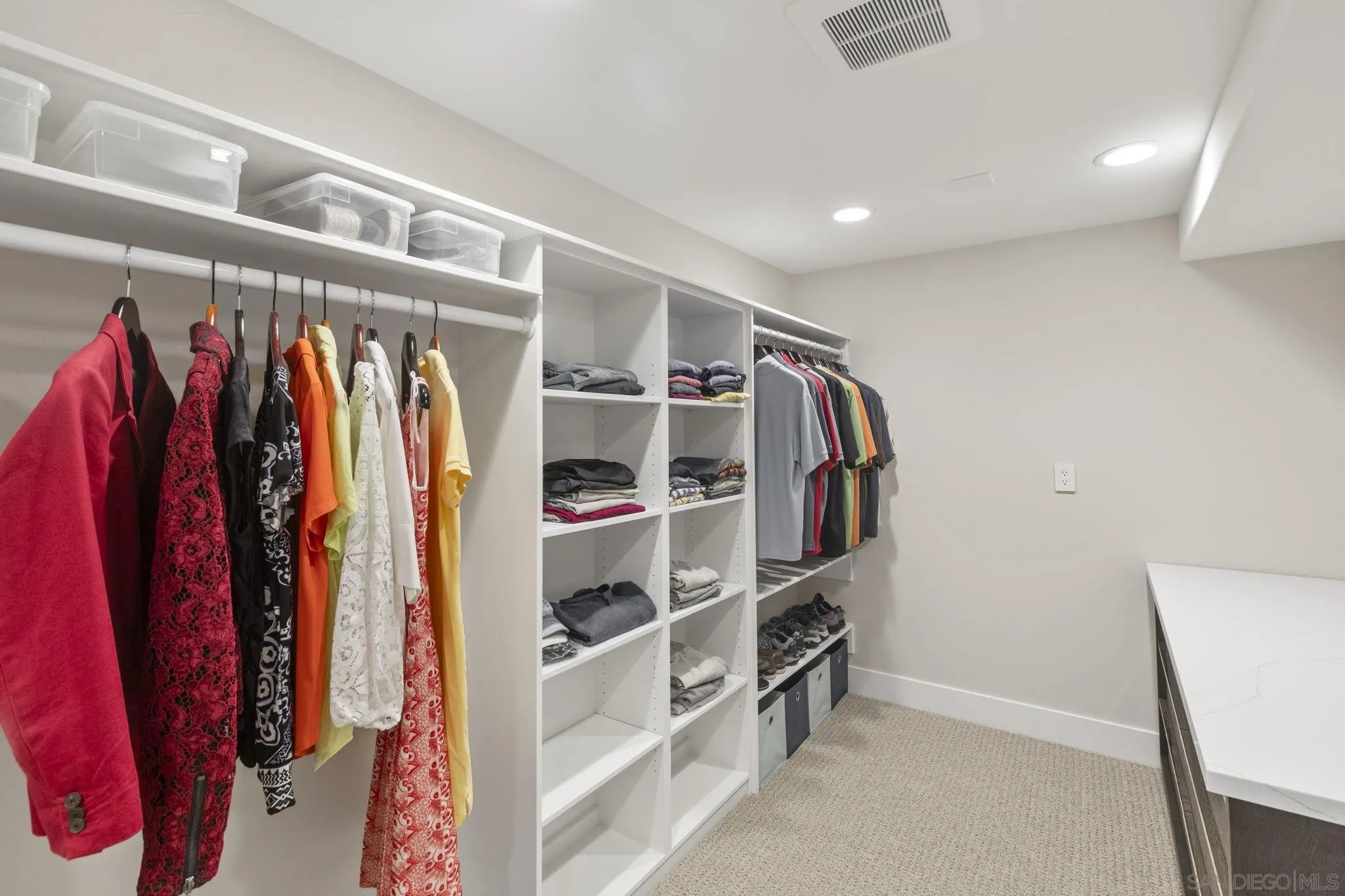 https://cdn.realtyfeed.com/cdn/127/250037018/fa118ecba7b870d59f4fce287972f6ec.webp