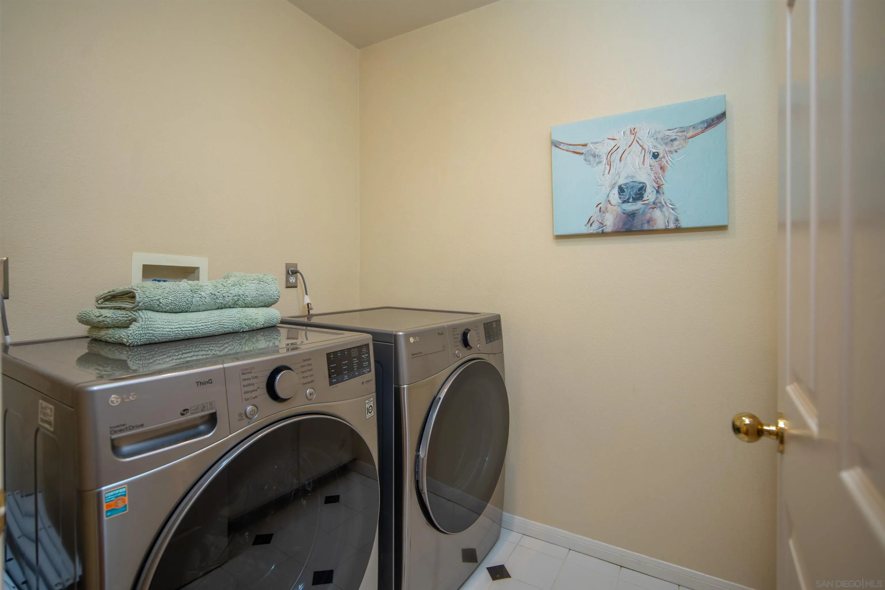https://cdn.realtyfeed.com/cdn/127/250037019/3a30d525570b697c95ecab42e870893b.webp