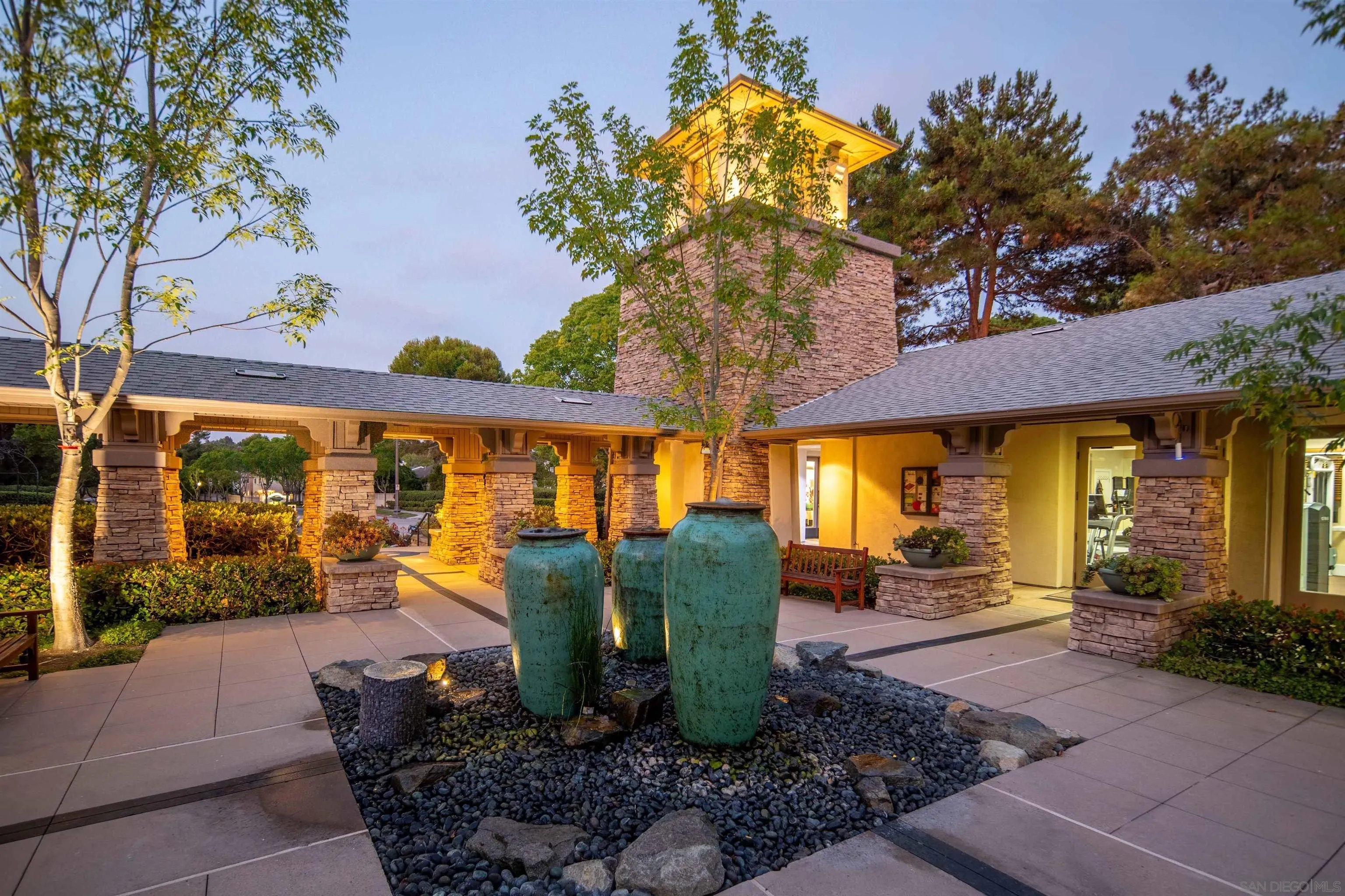 https://cdn.realtyfeed.com/cdn/127/250037019/9422d1149ce1b4ff8404524d074442b7.webp
