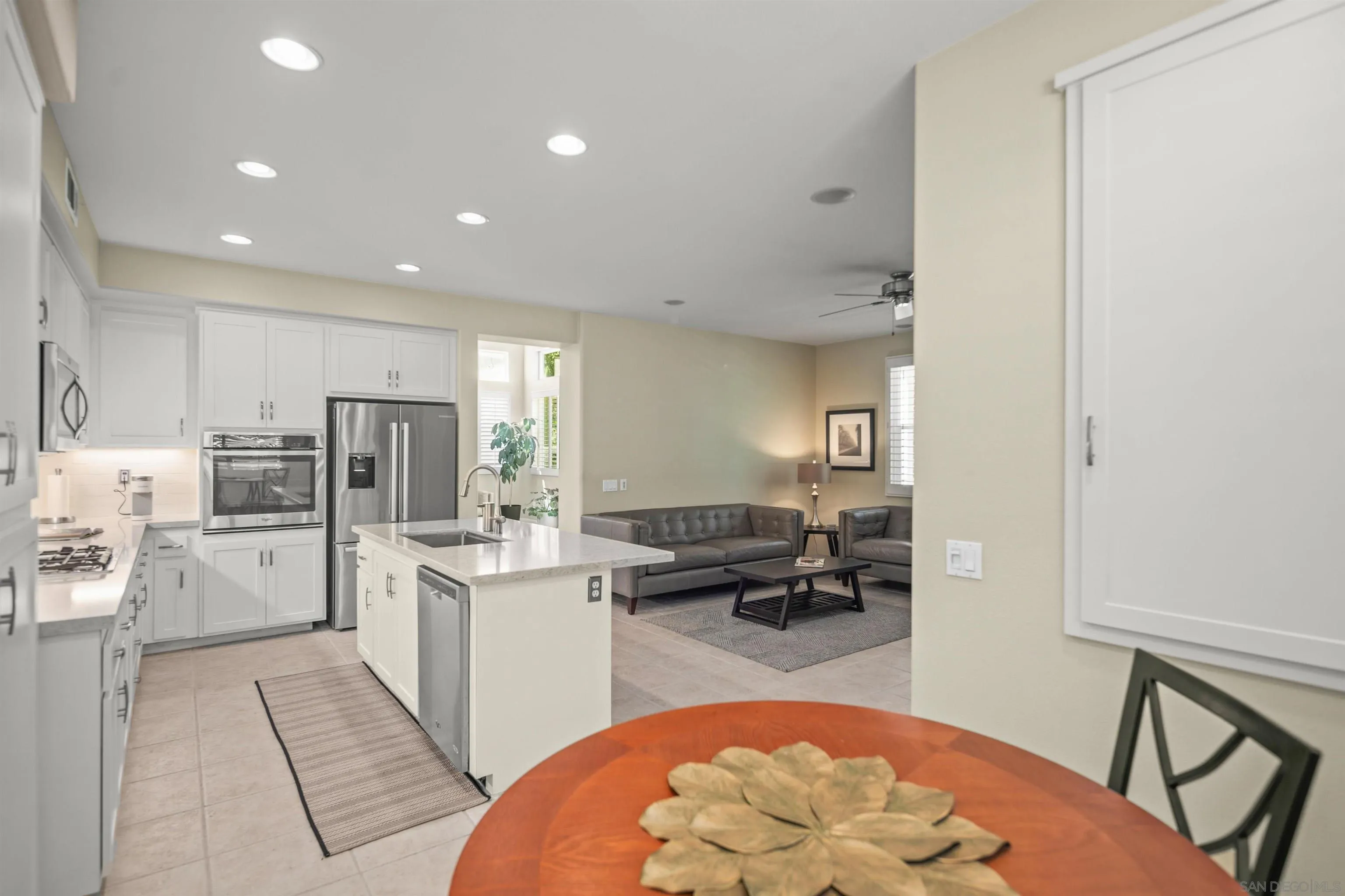 https://cdn.realtyfeed.com/cdn/127/250037019/9adf932b957d23dbecbf5c3dd7f854c5.webp