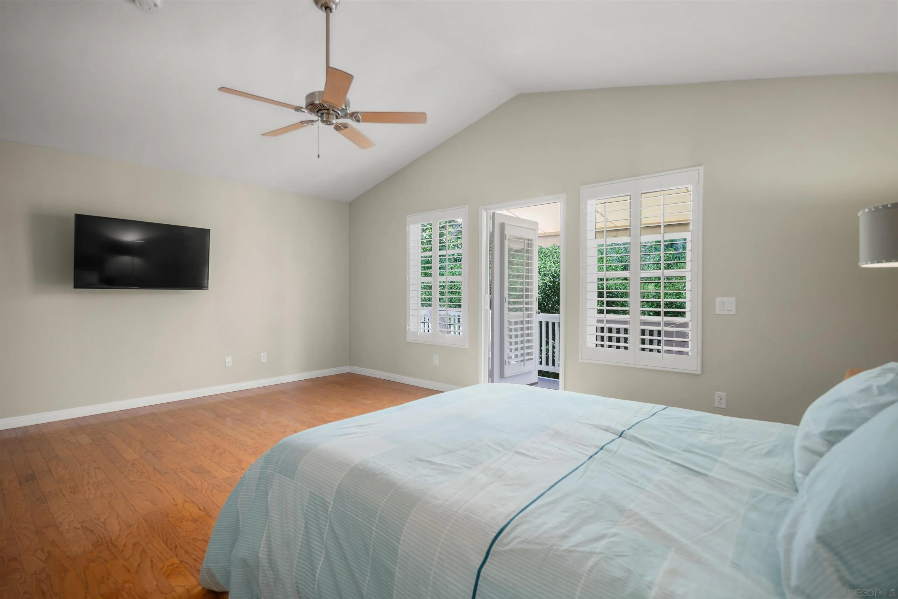 https://cdn.realtyfeed.com/cdn/127/250037019/f8a581c0158250c616fafe8a4ed0b0d0.webp
