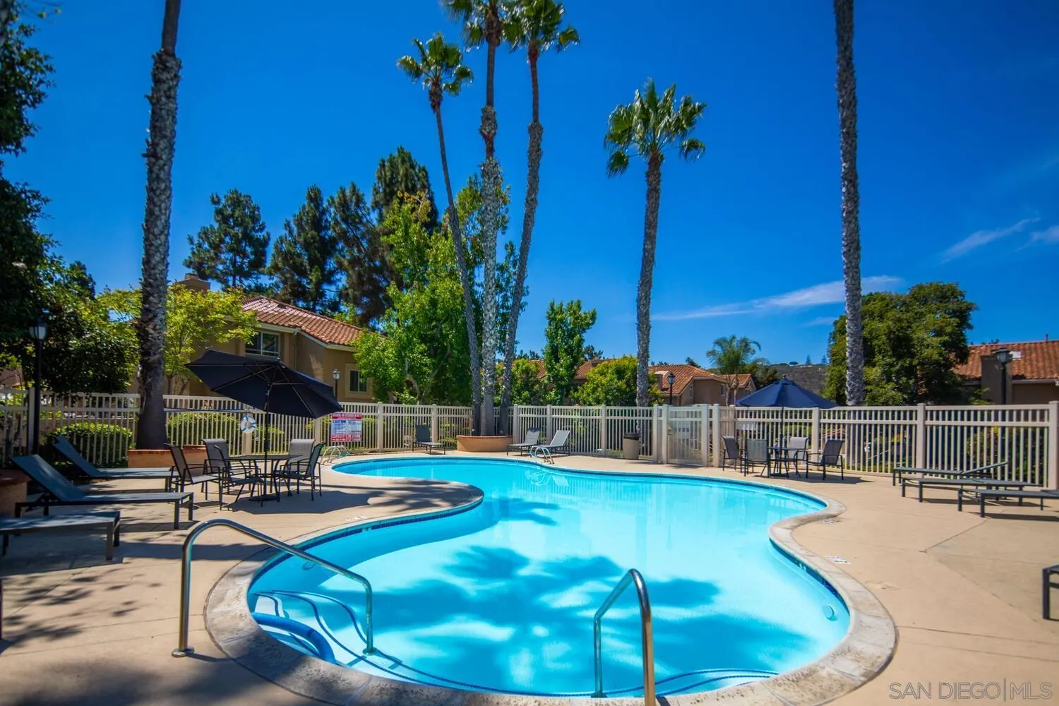 https://cdn.realtyfeed.com/cdn/127/250037020/2f38cfcec4267783c28c6700cc173d37.webp
