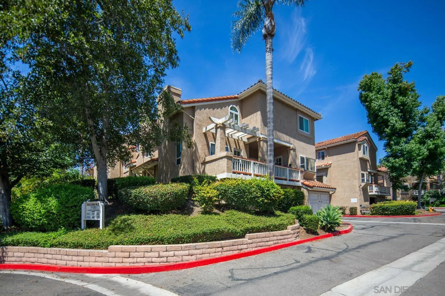 https://cdn.realtyfeed.com/cdn/127/250037020/53808486cc754199abf537c76e1a9acb.webp
