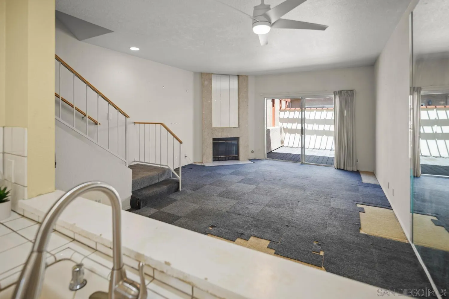 https://cdn.realtyfeed.com/cdn/127/250037020/695d75b6ab833568684163b9cfcbe3fd.webp