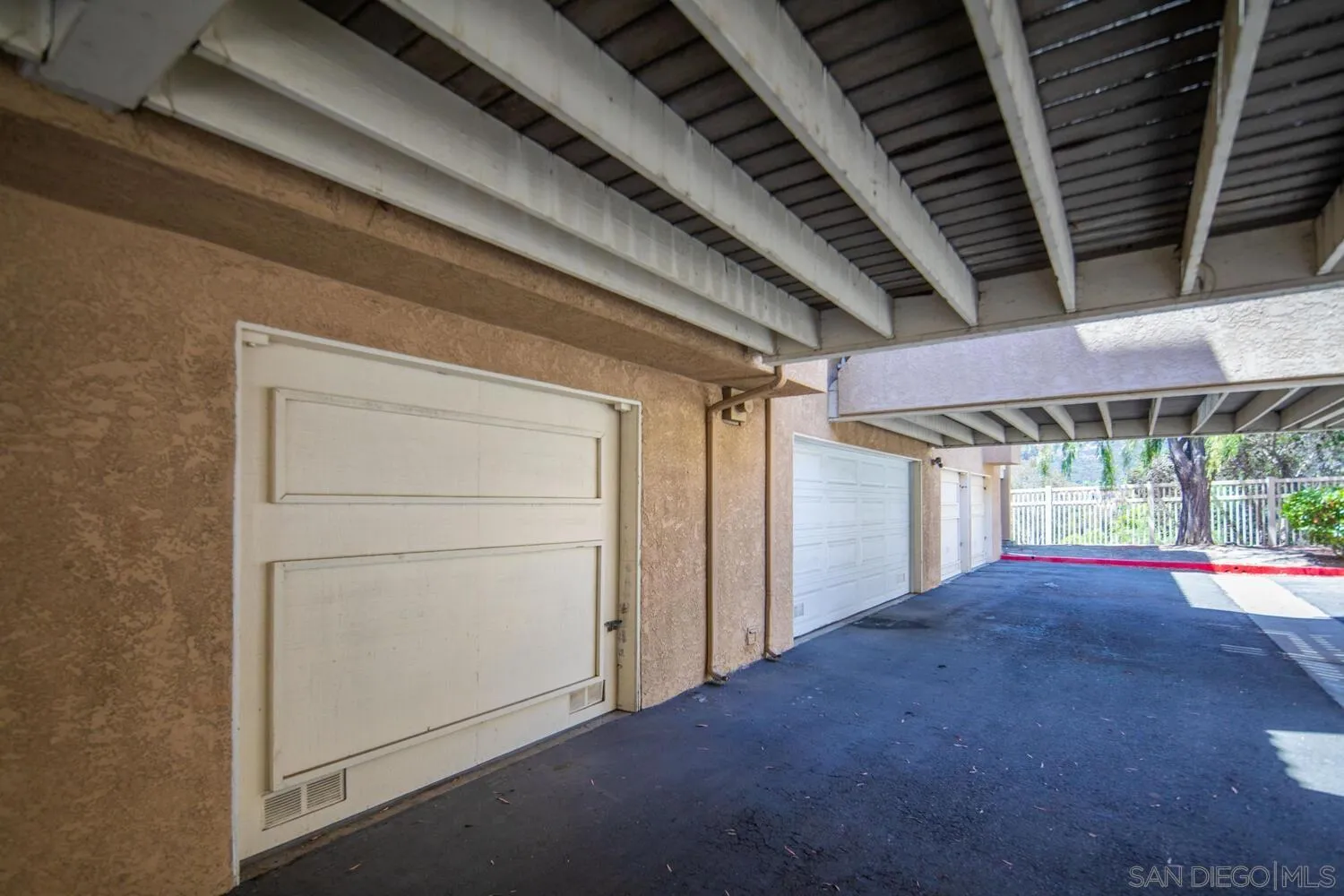 https://cdn.realtyfeed.com/cdn/127/250037020/6fe804aff4c2d679f299b2d2f64a35b3.webp