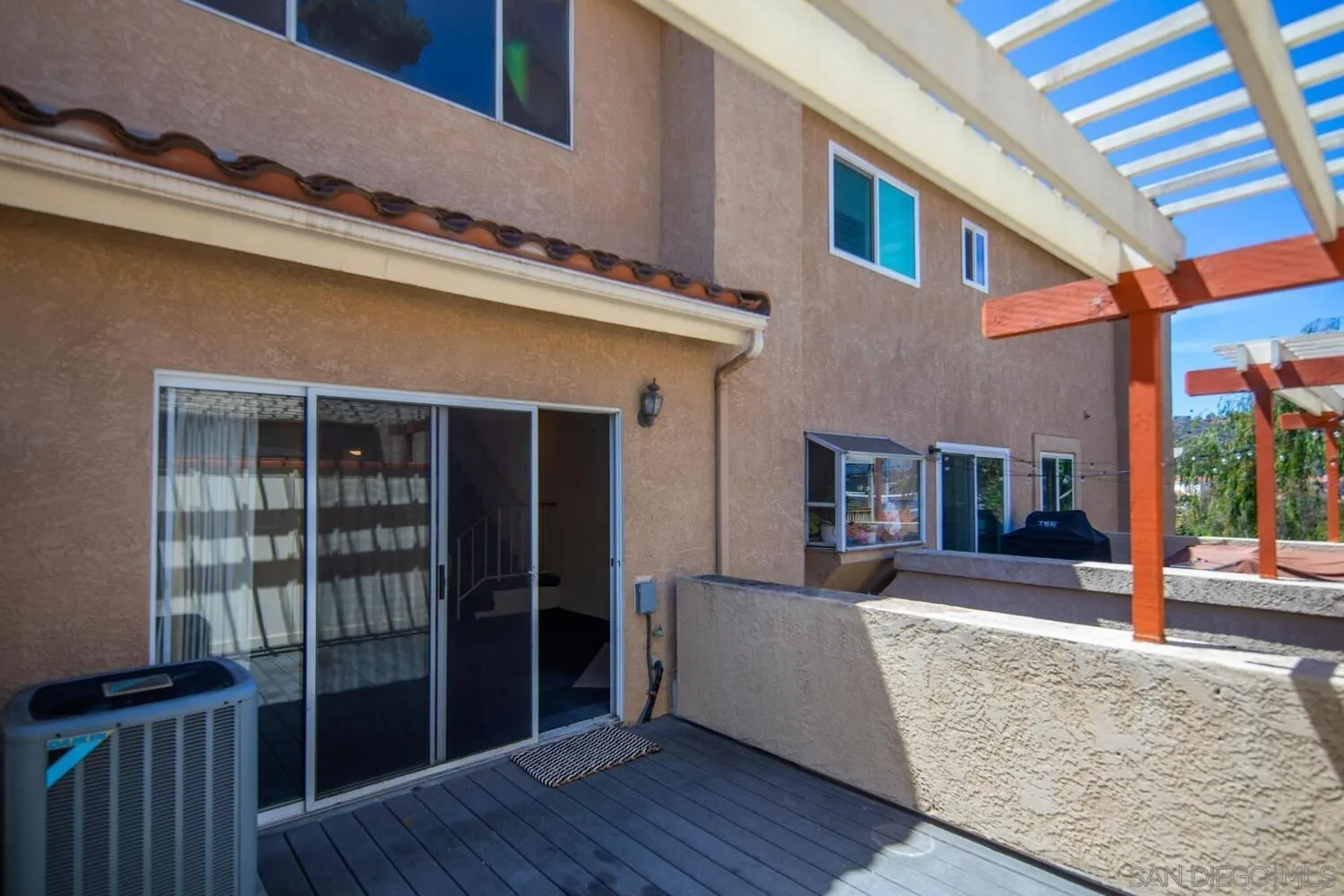 https://cdn.realtyfeed.com/cdn/127/250037020/80b5177d589c79defb24af879a5abc31.webp