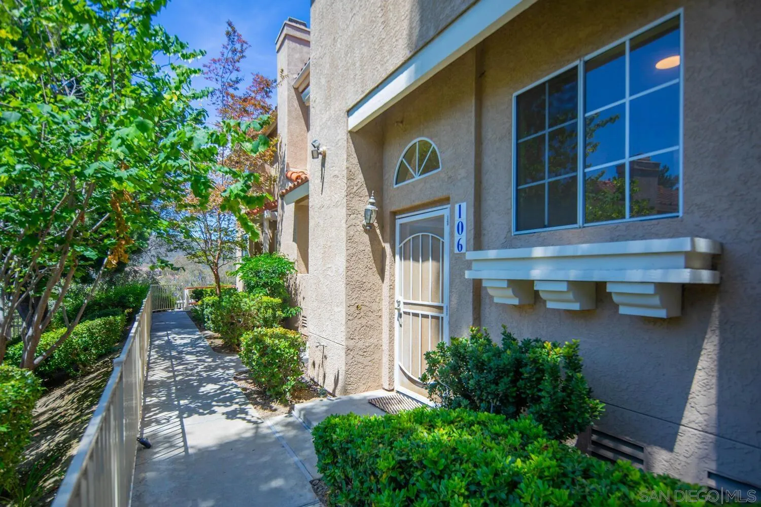 https://cdn.realtyfeed.com/cdn/127/250037020/8c92fa5341ed4d9758c08963cd75dfba.webp