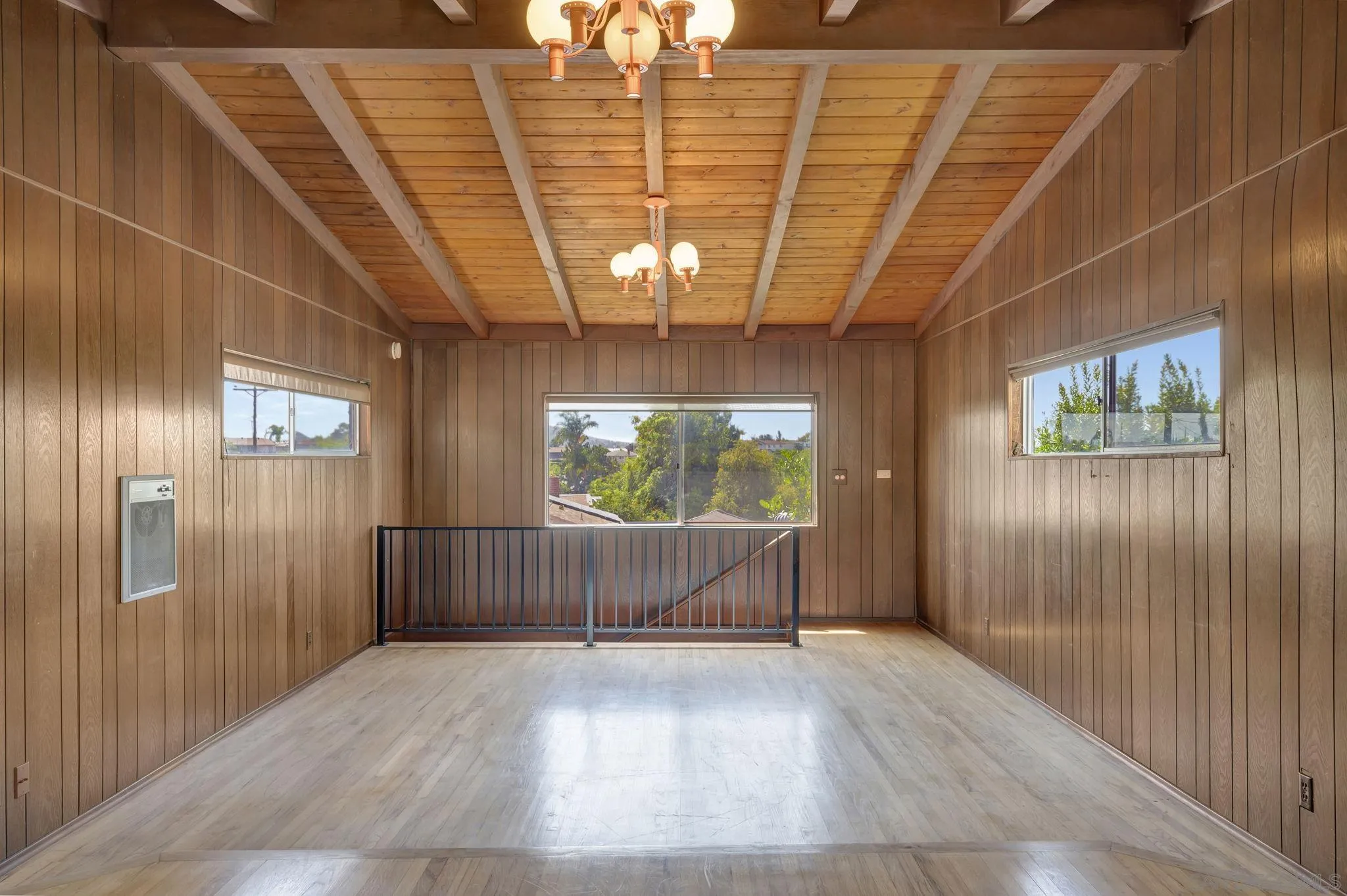 https://cdn.realtyfeed.com/cdn/127/250037021/357a3786d99620ad3c9289e60157134b.webp