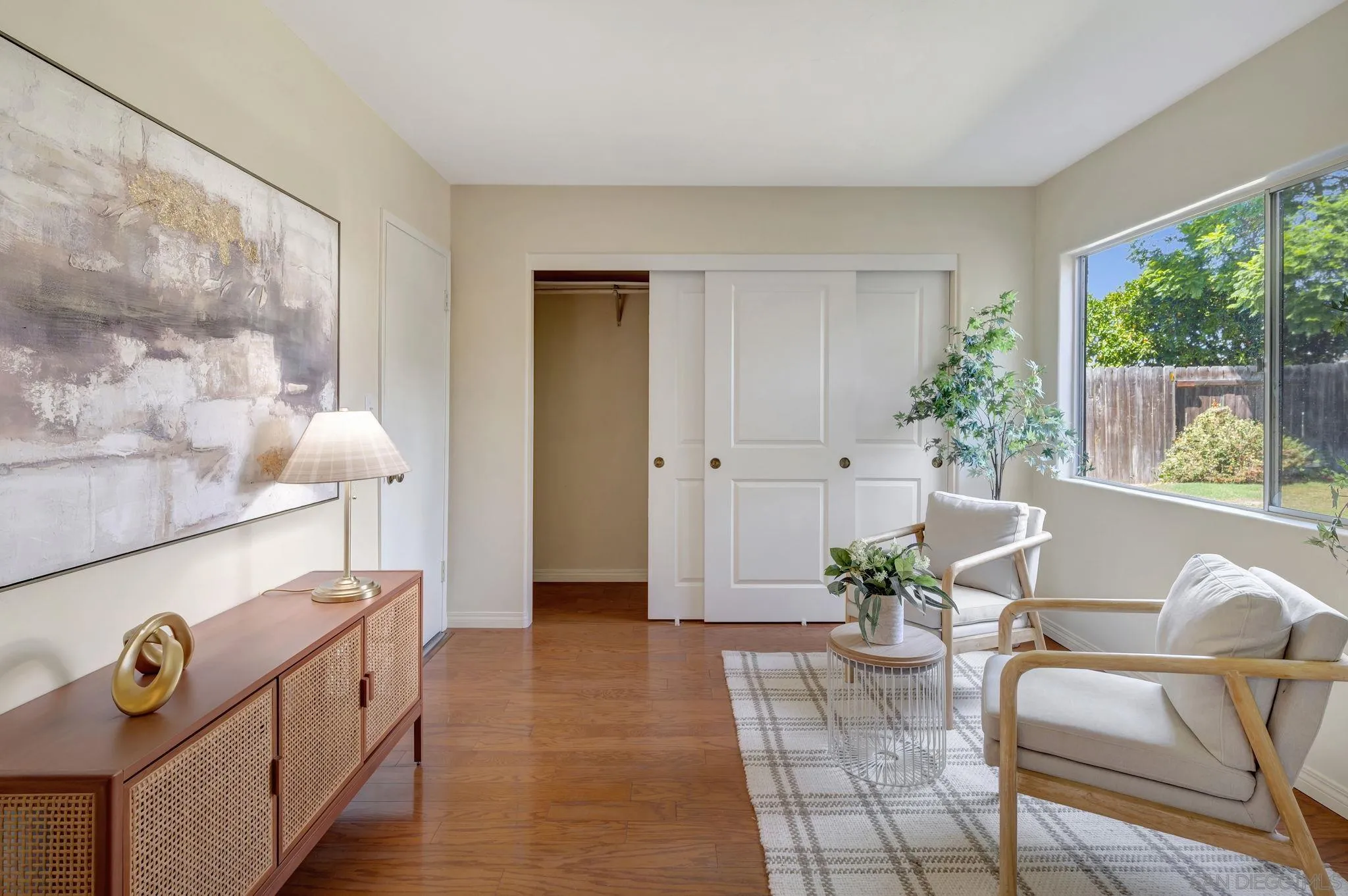 https://cdn.realtyfeed.com/cdn/127/250037021/3c3b07136aa606514c5610fe529bb705.webp