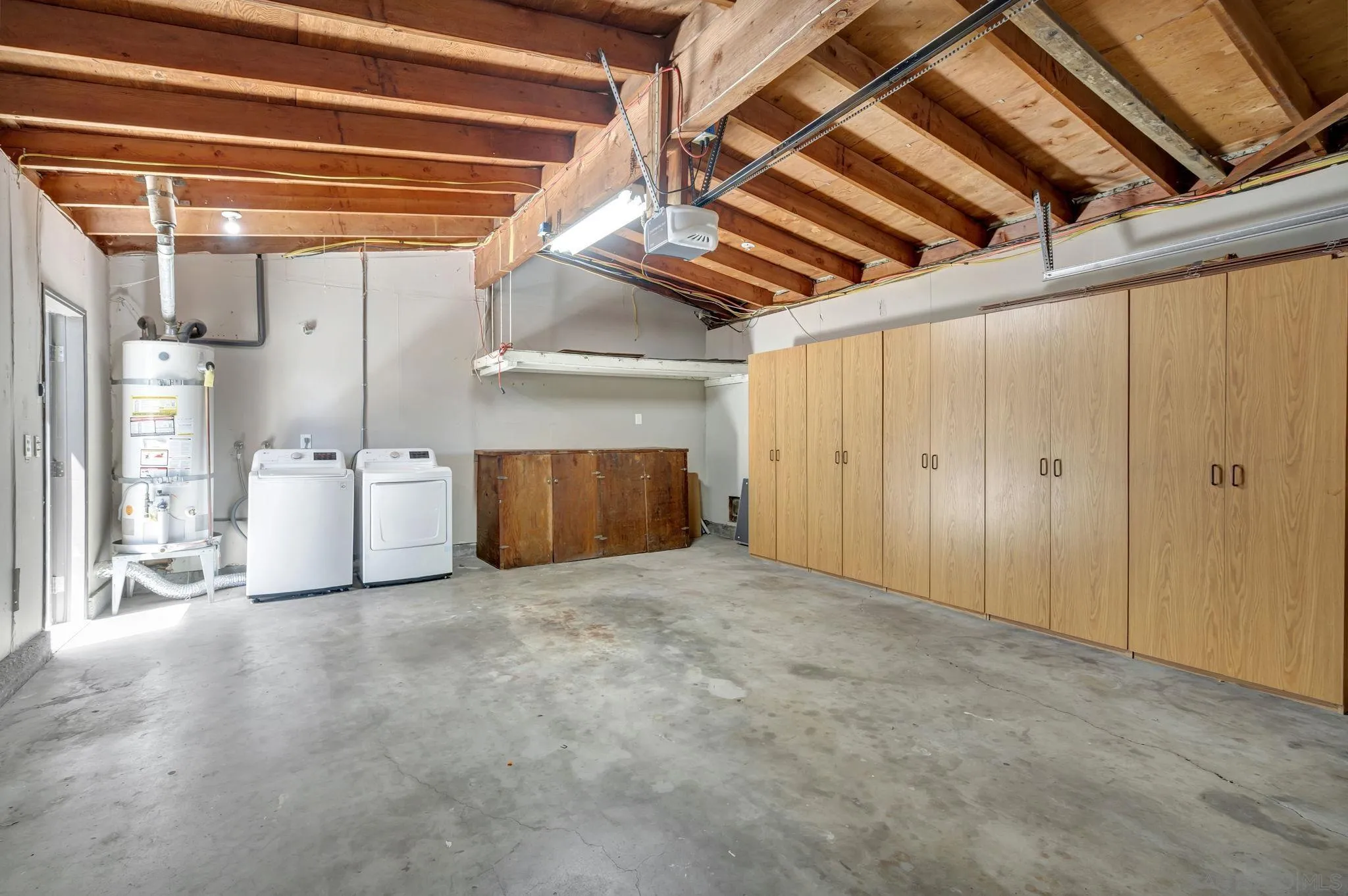 https://cdn.realtyfeed.com/cdn/127/250037021/a34629f1a078c45dc80ad76e936e8f58.webp