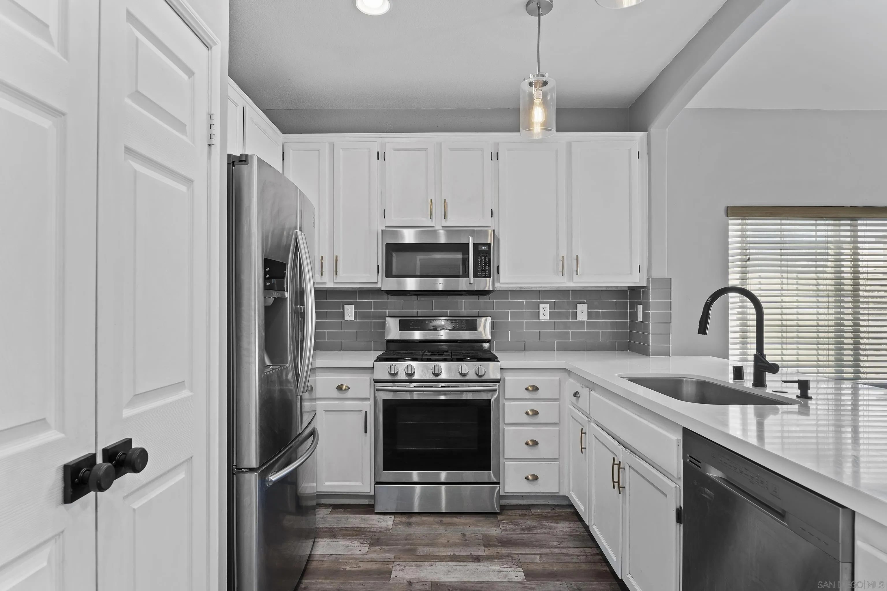 Photo #5: 250037025 Listing 