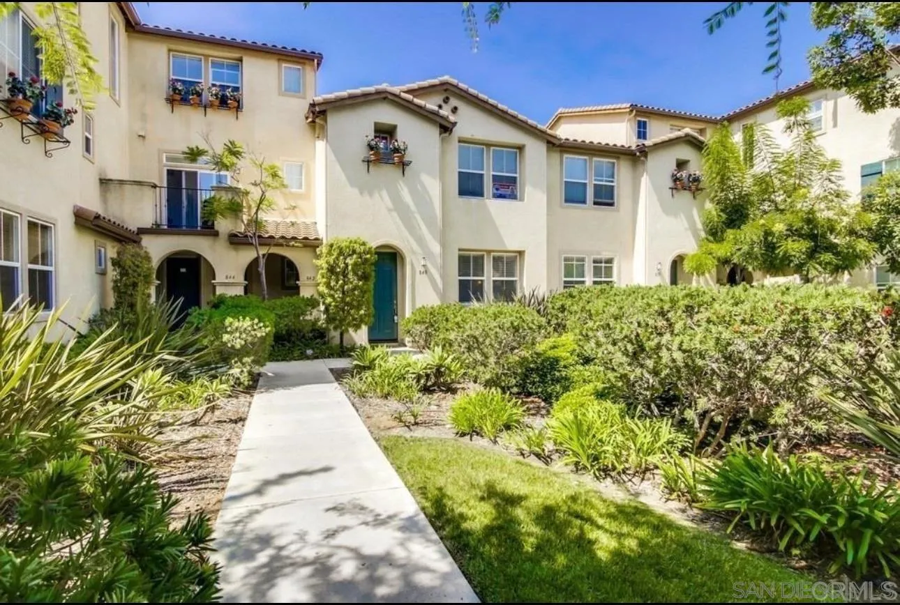 SPINNAKER POINT Condos for Sale