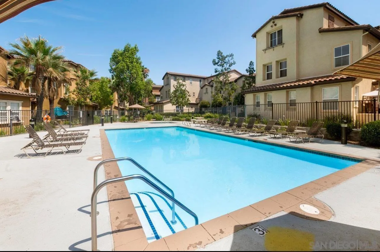 Photo #4: 250037026 Listing 