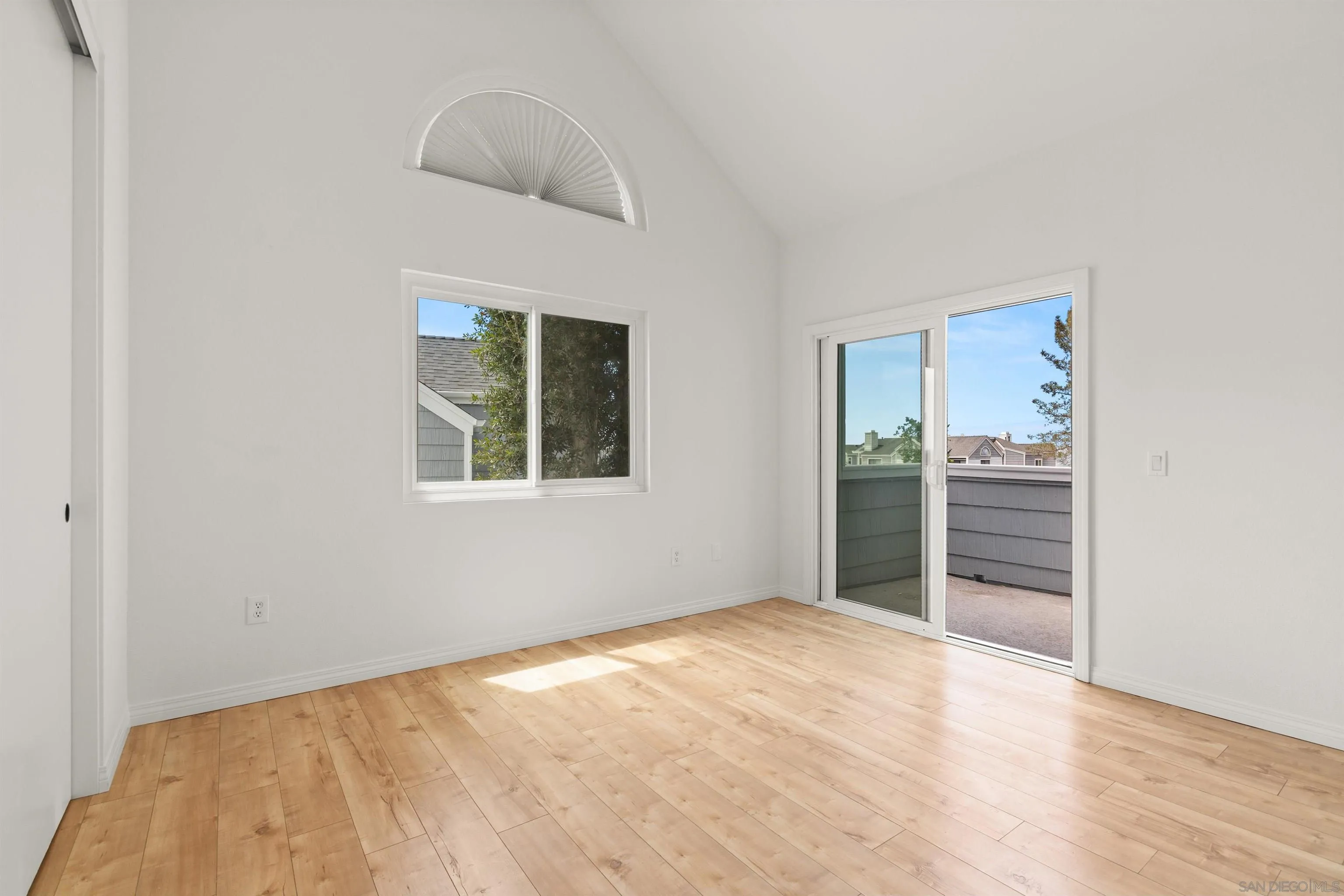 https://cdn.realtyfeed.com/cdn/127/250037027/25e9f387a50afbd2fdb62296b86002dd.webp