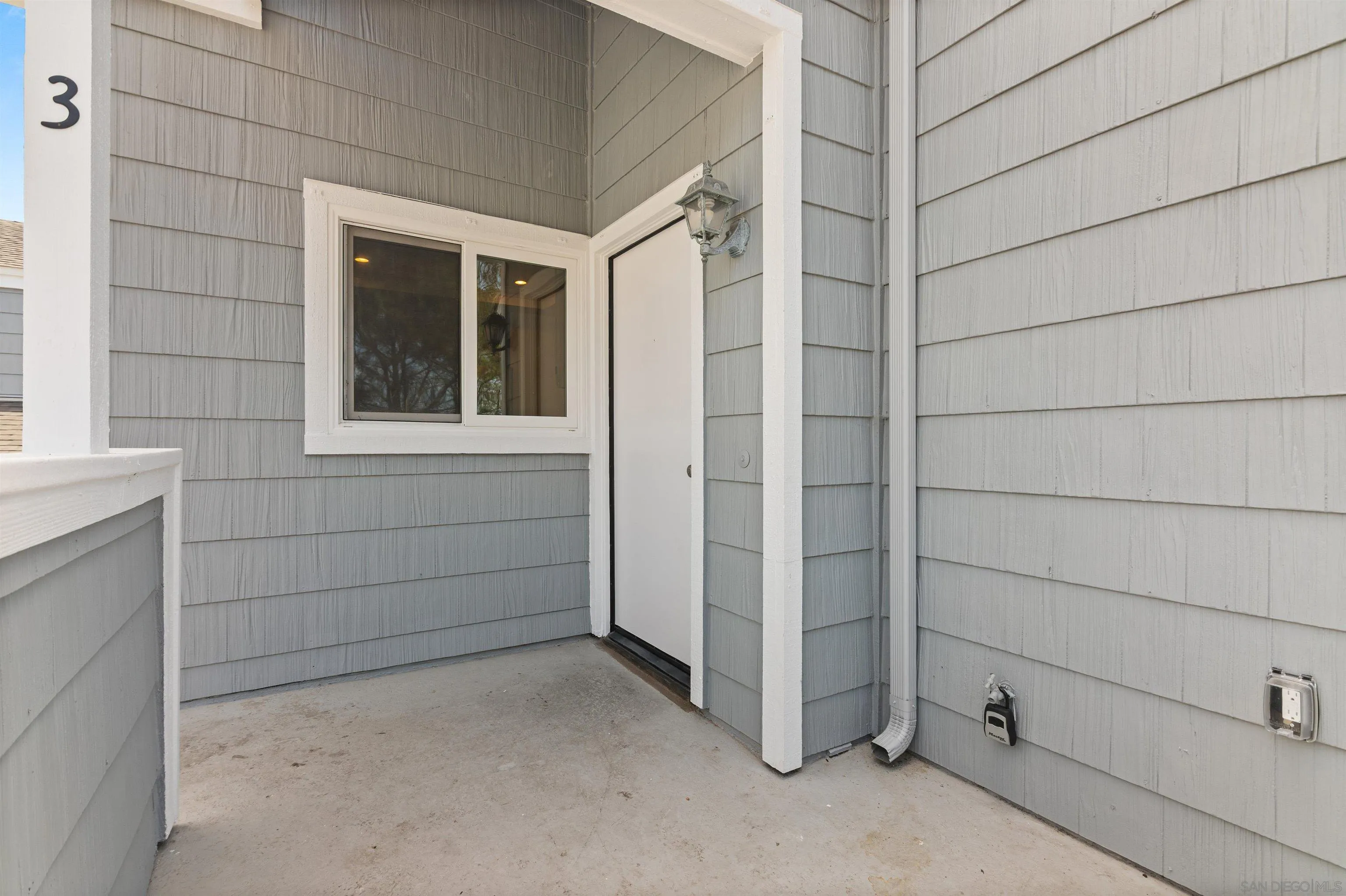 https://cdn.realtyfeed.com/cdn/127/250037027/5e09b7bf5d278b6d286268f2504d1df9.webp