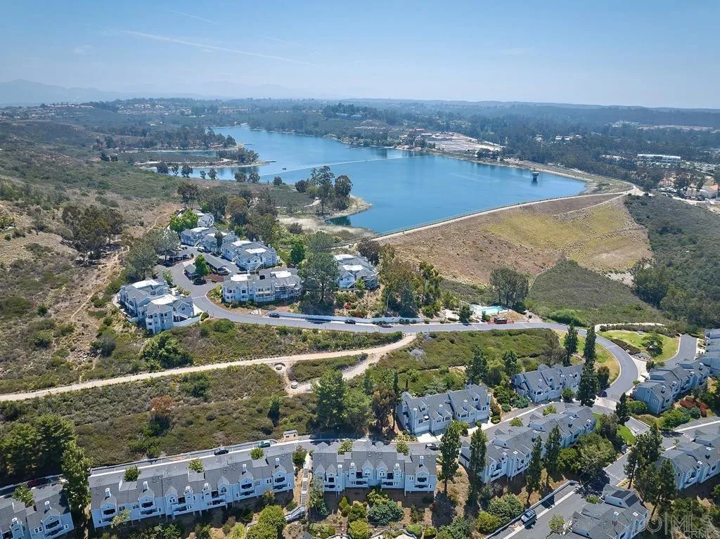 Photo #4: 250037027 Listing 