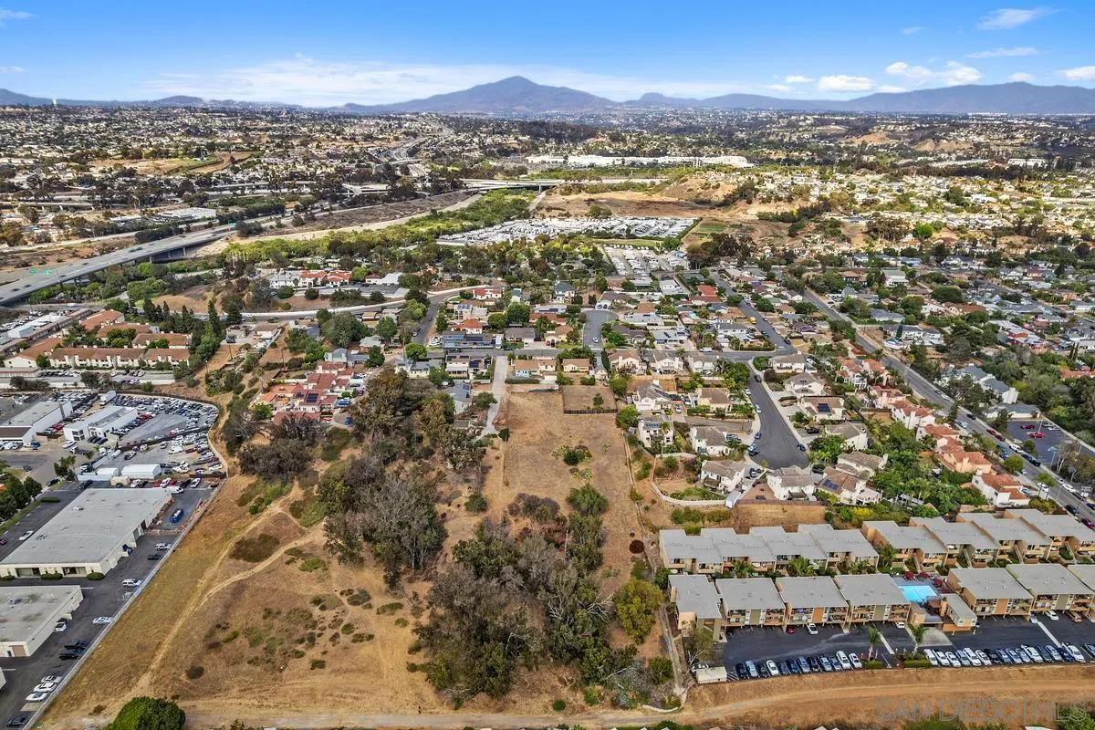 https://cdn.realtyfeed.com/cdn/127/250037030/43c9f07b8a6614a2ac3df7627237280a.webp