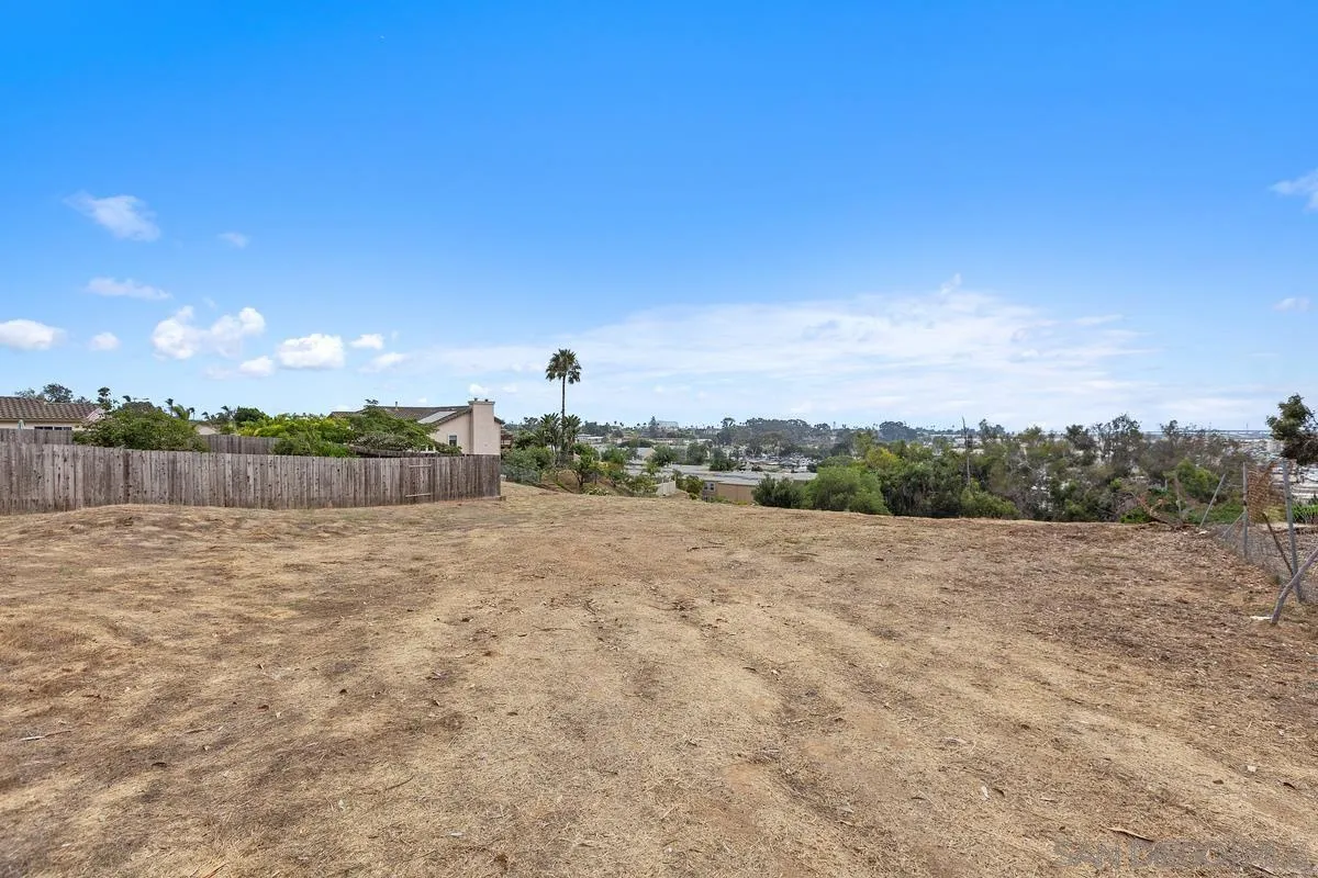 https://cdn.realtyfeed.com/cdn/127/250037030/d4db2f157d4323b9564ed5f31f8fa728.webp