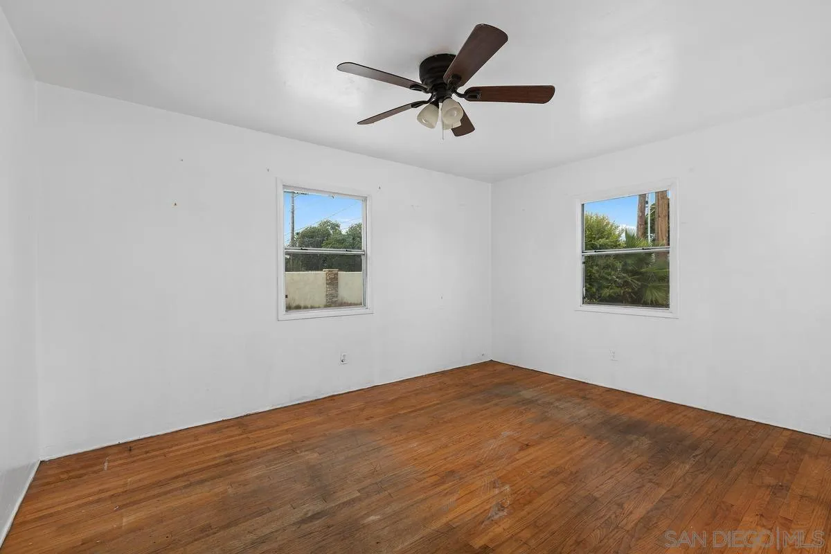 https://cdn.realtyfeed.com/cdn/127/250037030/d75be069d2fe7181a5eae56940c62997.webp