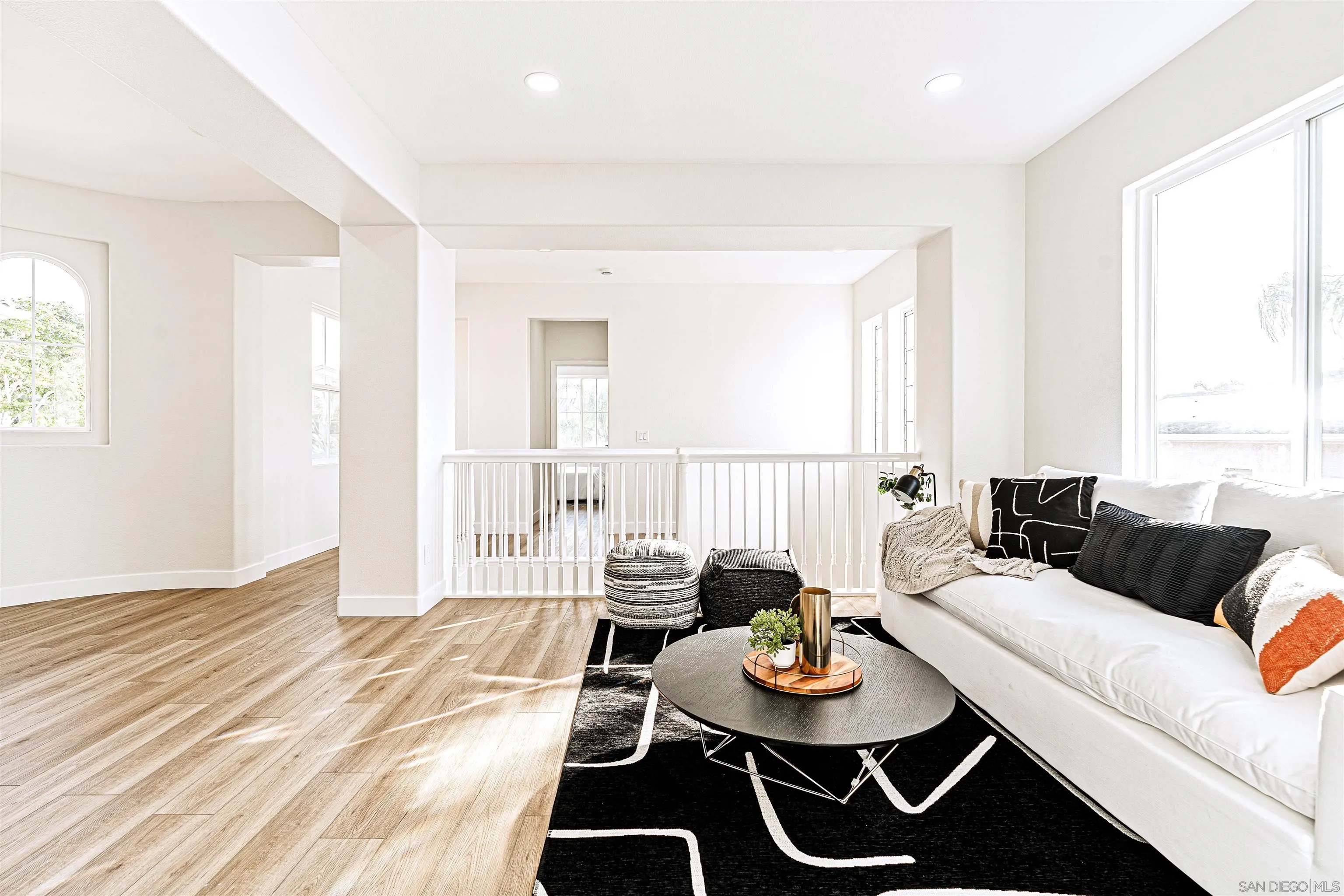 https://cdn.realtyfeed.com/cdn/127/250037032/0c0cdf3756f2963e5efeb0b733e5213c.webp
