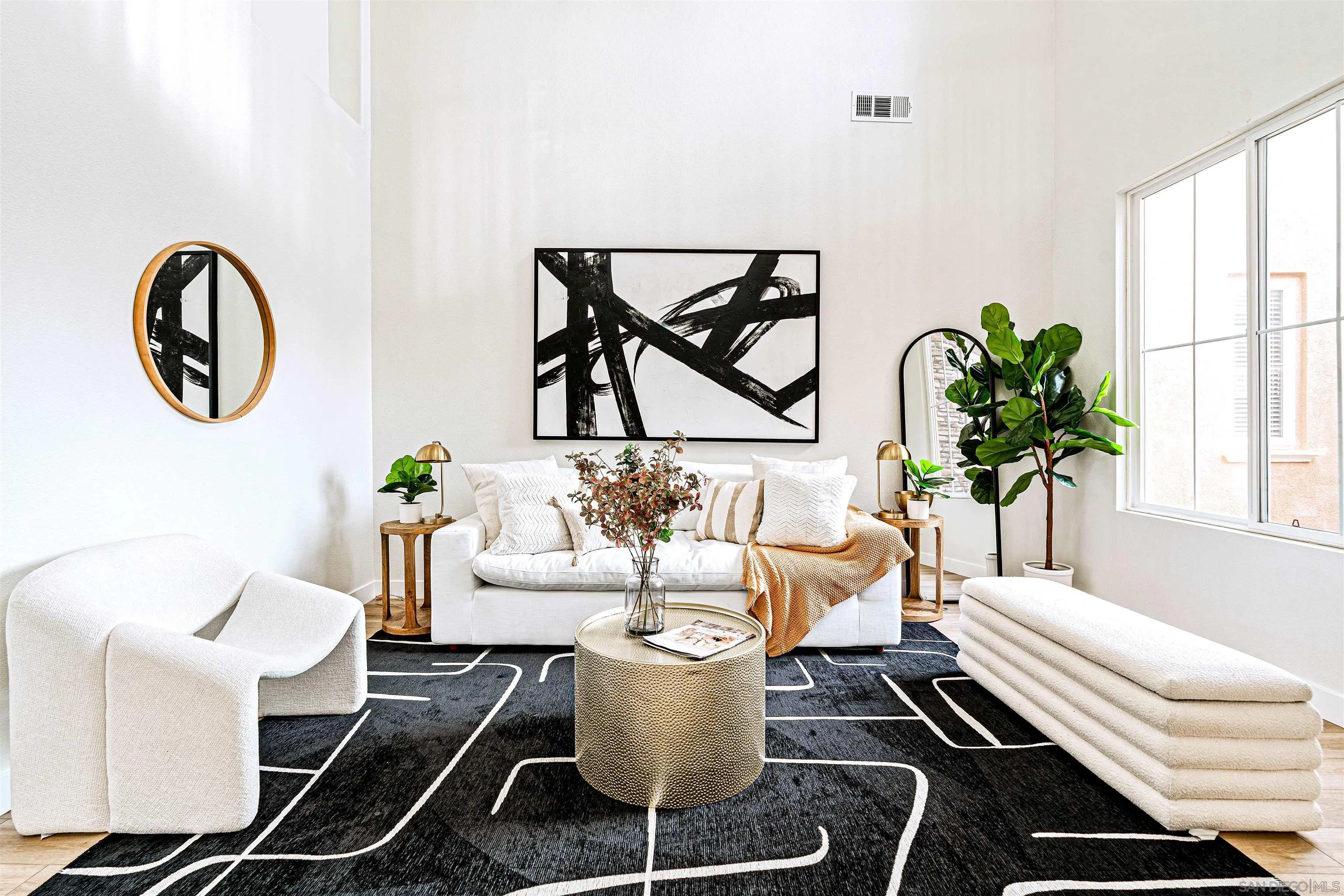 https://cdn.realtyfeed.com/cdn/127/250037032/49f8963fdf744bdd14797f26a5ab51b7.webp