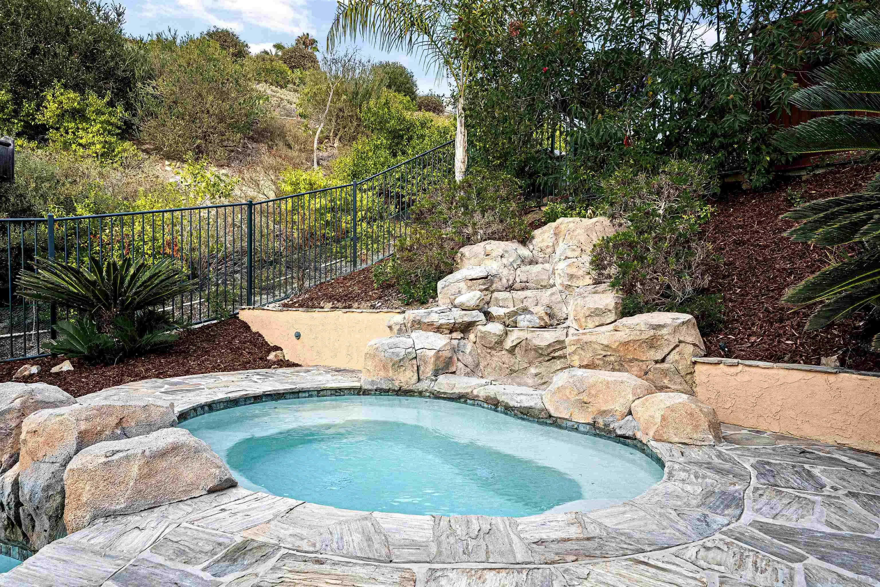 https://cdn.realtyfeed.com/cdn/127/250037032/5147772e9e31cc246b7f8f4215ab18ba.webp