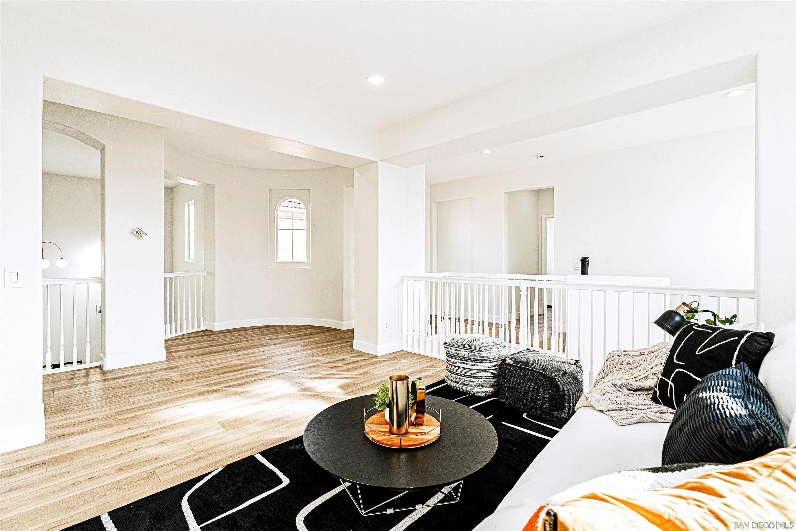 https://cdn.realtyfeed.com/cdn/127/250037032/b8b08f8a23520dd25f689d6ea9b73d21.webp
