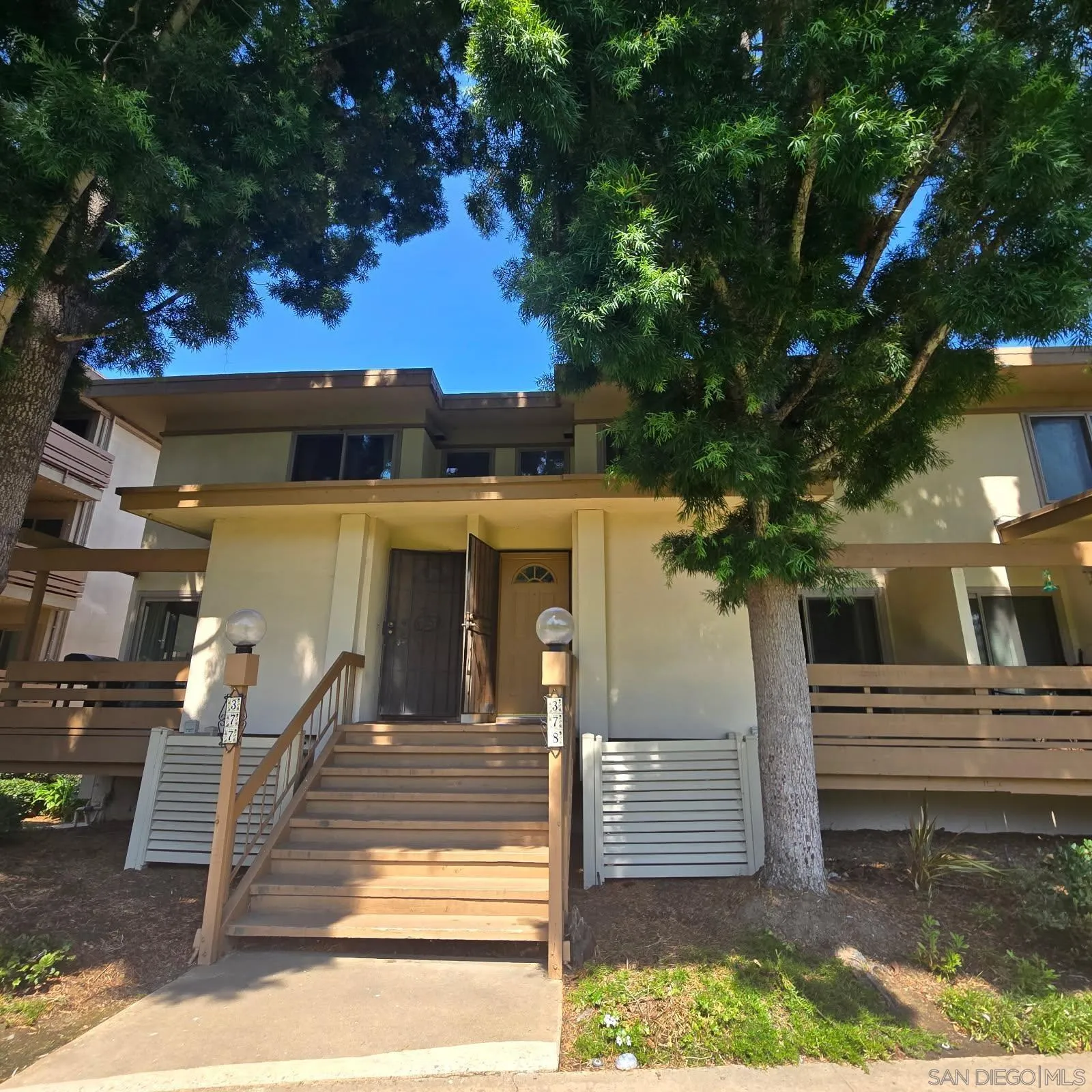 MLS: 250037033 Condo For Sale