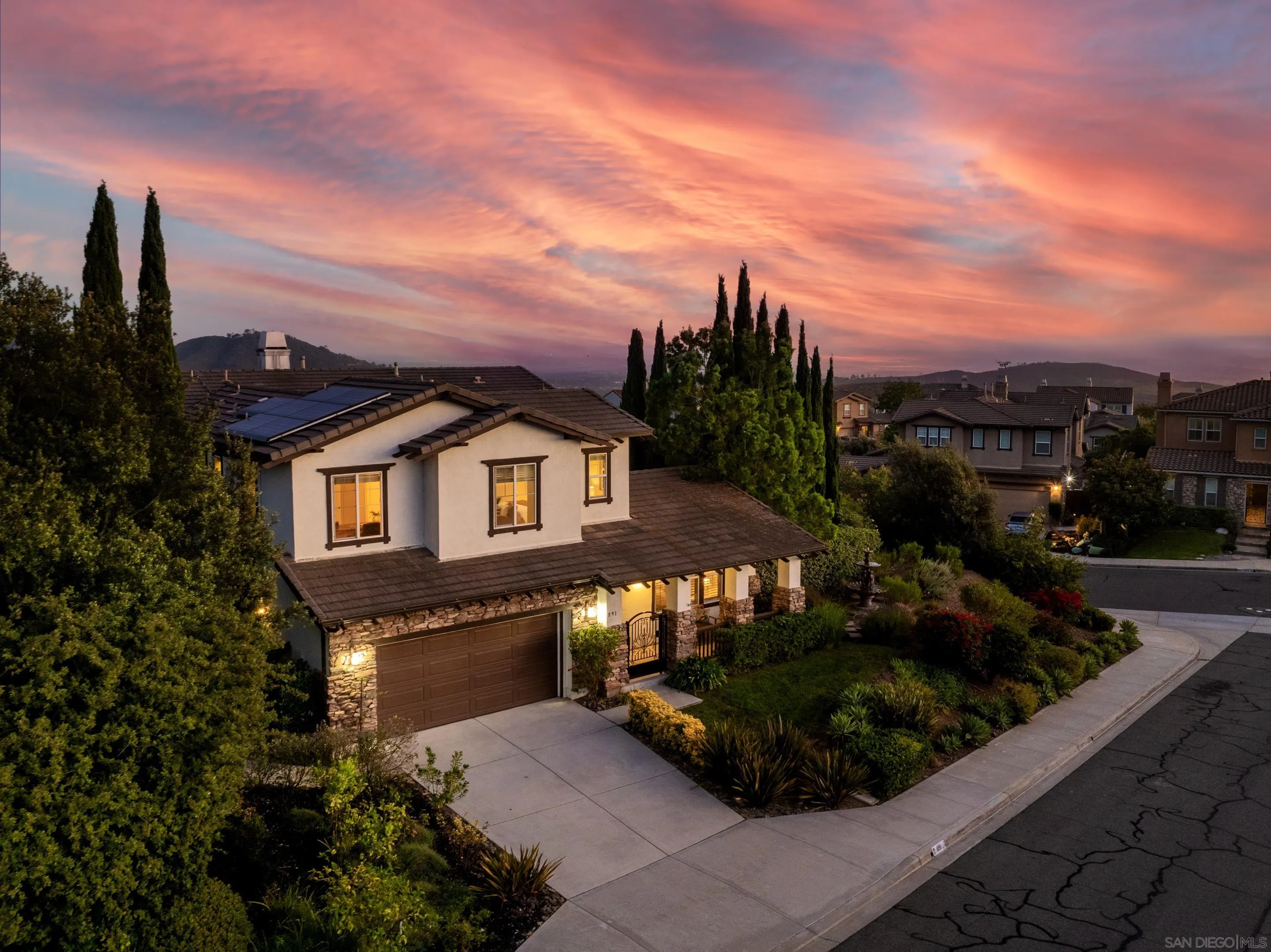 https://cdn.realtyfeed.com/cdn/127/250037034/77f5c188cbe78a0ce703f146206c71f0.webp