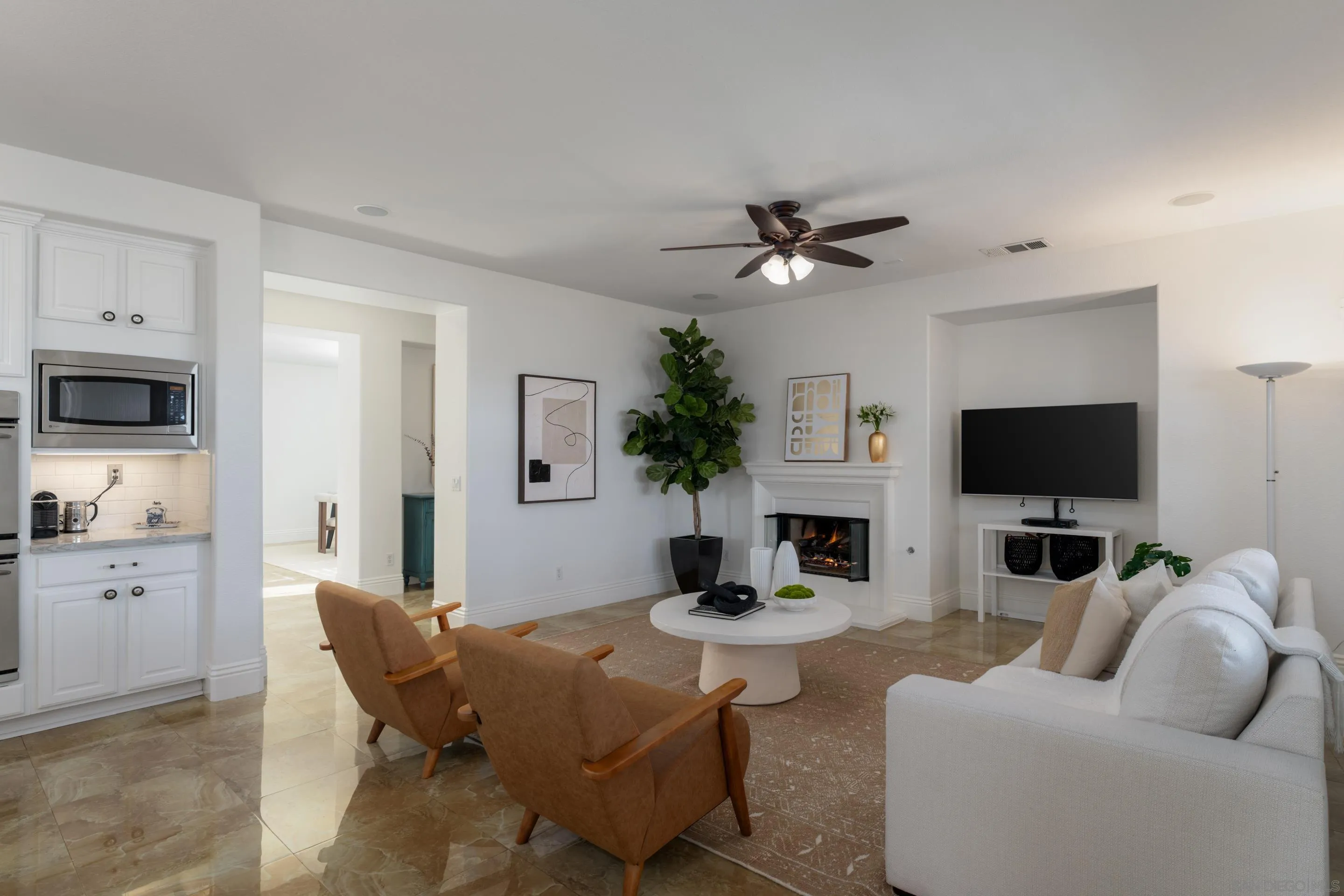 https://cdn.realtyfeed.com/cdn/127/250037034/a18084ca038ab61d9cd9cd25567e011f.webp