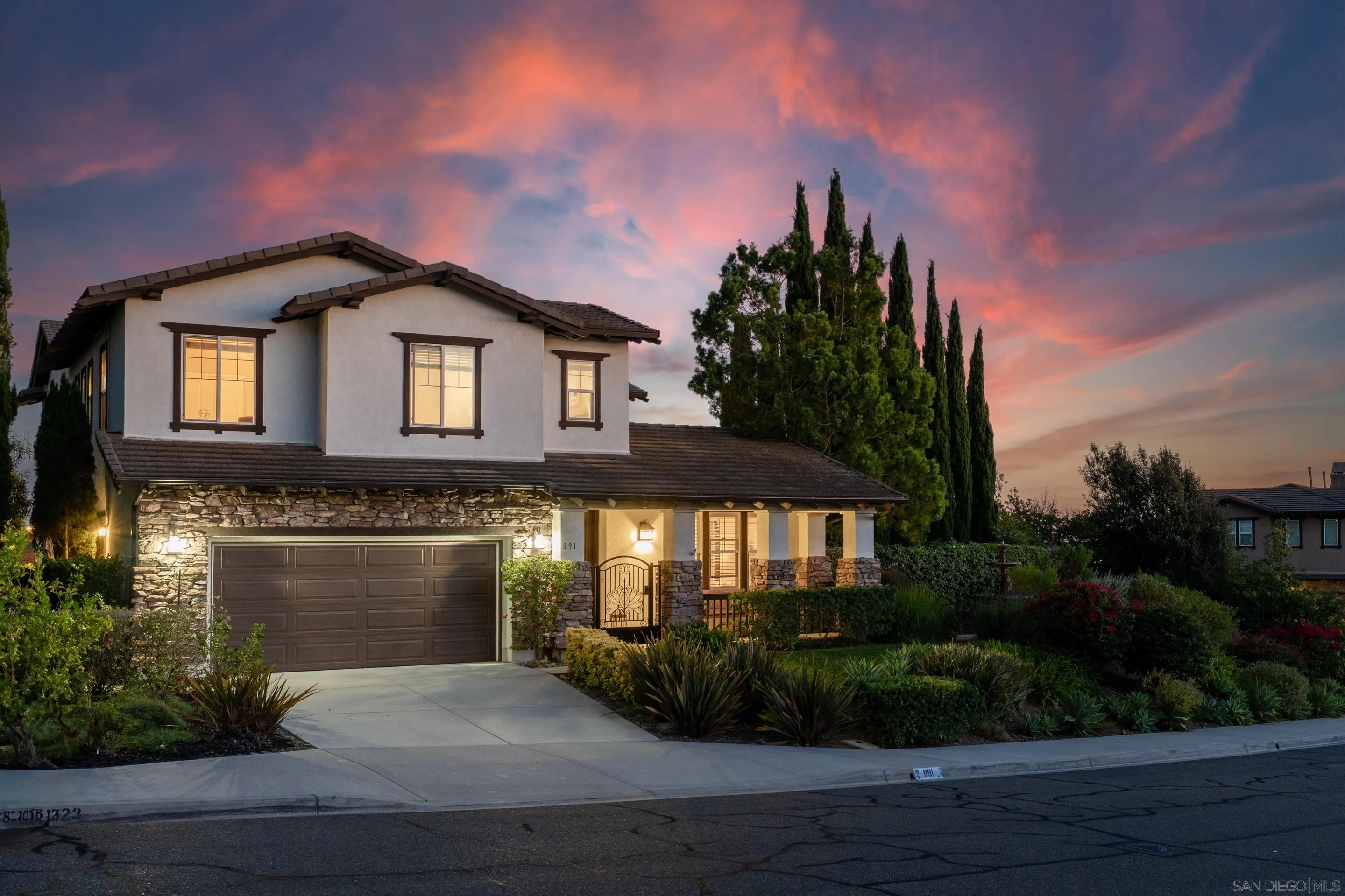 https://cdn.realtyfeed.com/cdn/127/250037034/e5e071e512c5891af4919a51c4fdaaea.webp