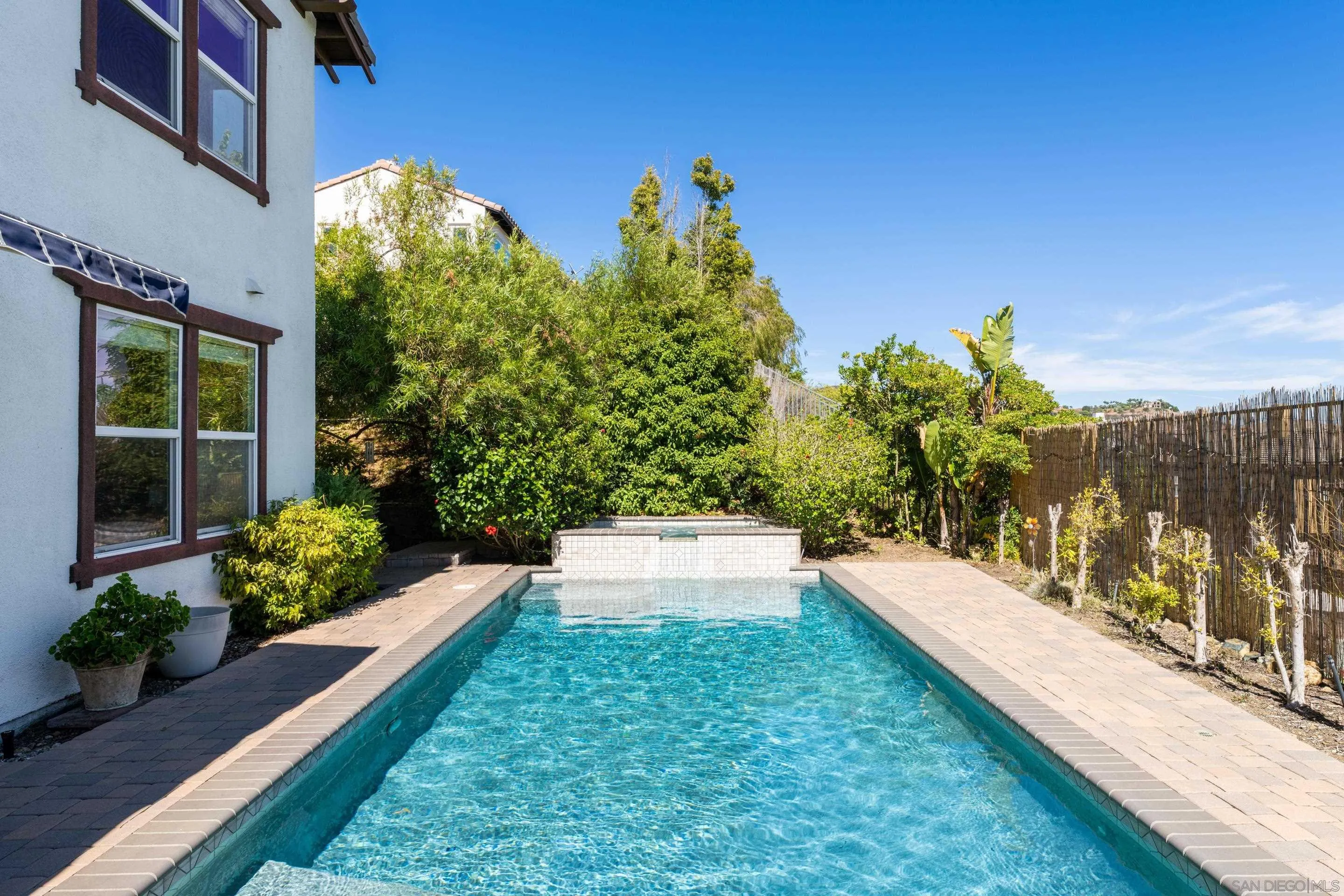 https://cdn.realtyfeed.com/cdn/127/250037034/e8cca85ca210f227fd872a5922294b5b.webp