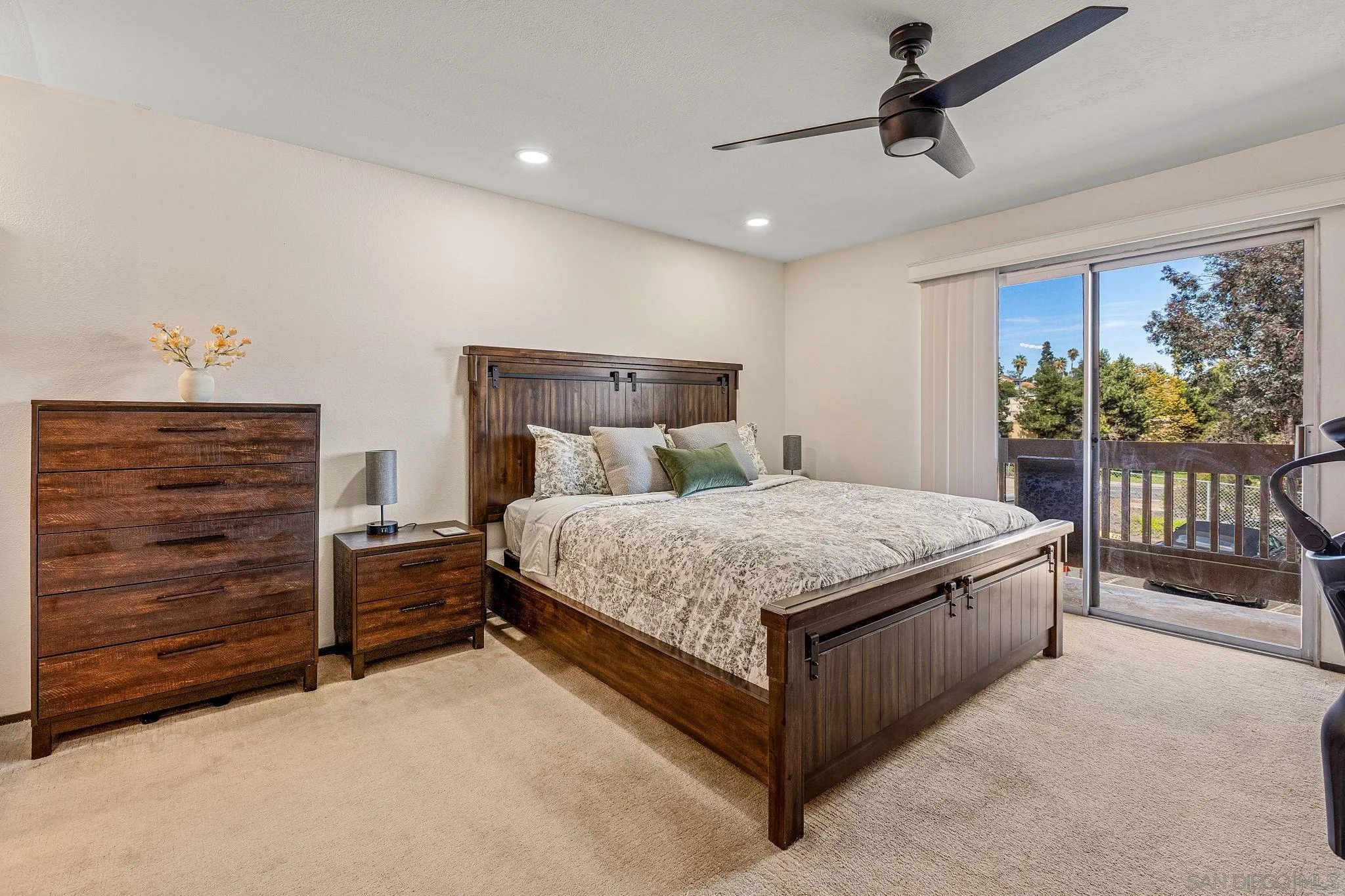 https://cdn.realtyfeed.com/cdn/127/250037036/4e1a53e318f8f3b6646a881040897650.webp
