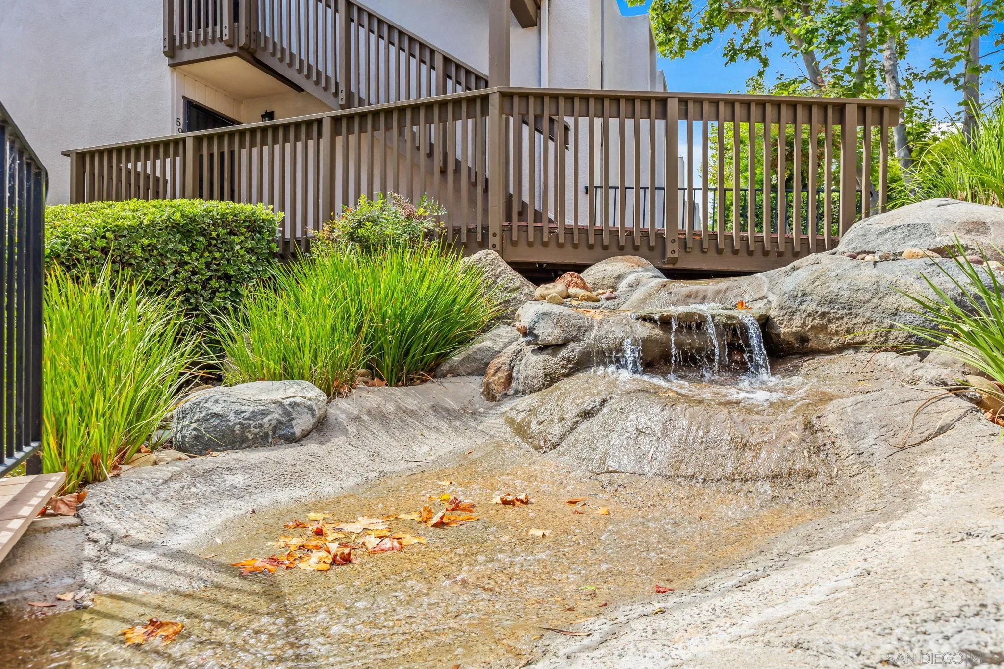 https://cdn.realtyfeed.com/cdn/127/250037036/738b98aa3ebf3966a9a2441e85f089cf.webp