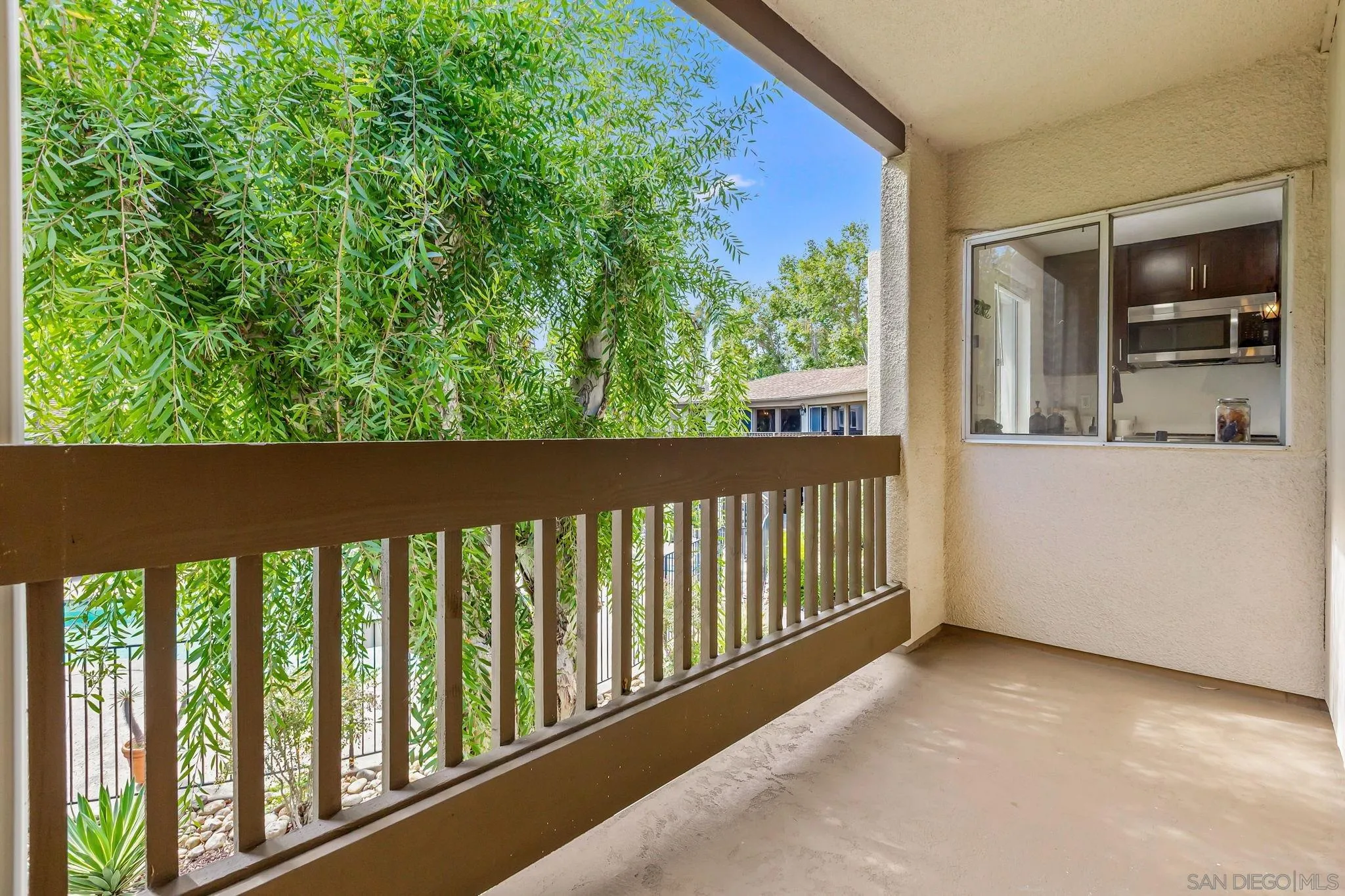 https://cdn.realtyfeed.com/cdn/127/250037036/7ceecda53454703ad69b37610208443f.webp