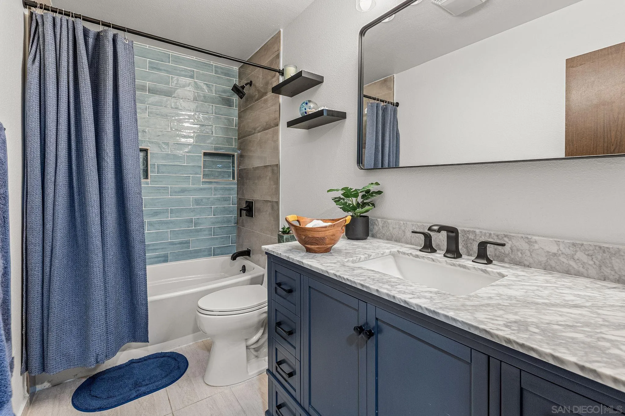 https://cdn.realtyfeed.com/cdn/127/250037036/d55f94e071e3251e30fd863b087f3f81.webp