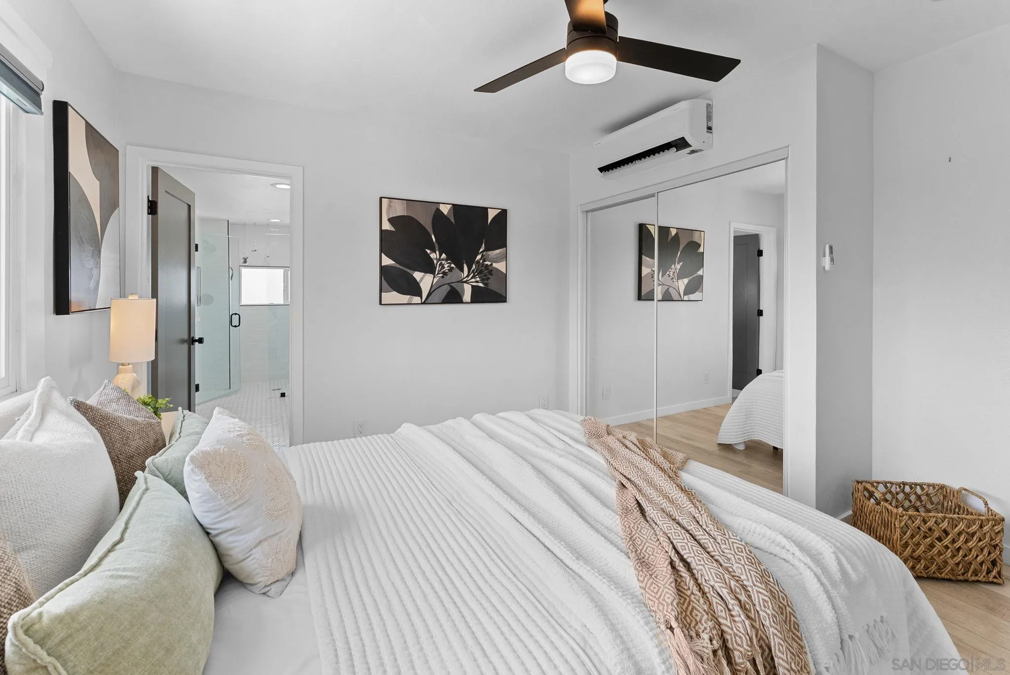 https://cdn.realtyfeed.com/cdn/127/250037043/3e40eee948e7b42491b76946ad7169bc.webp