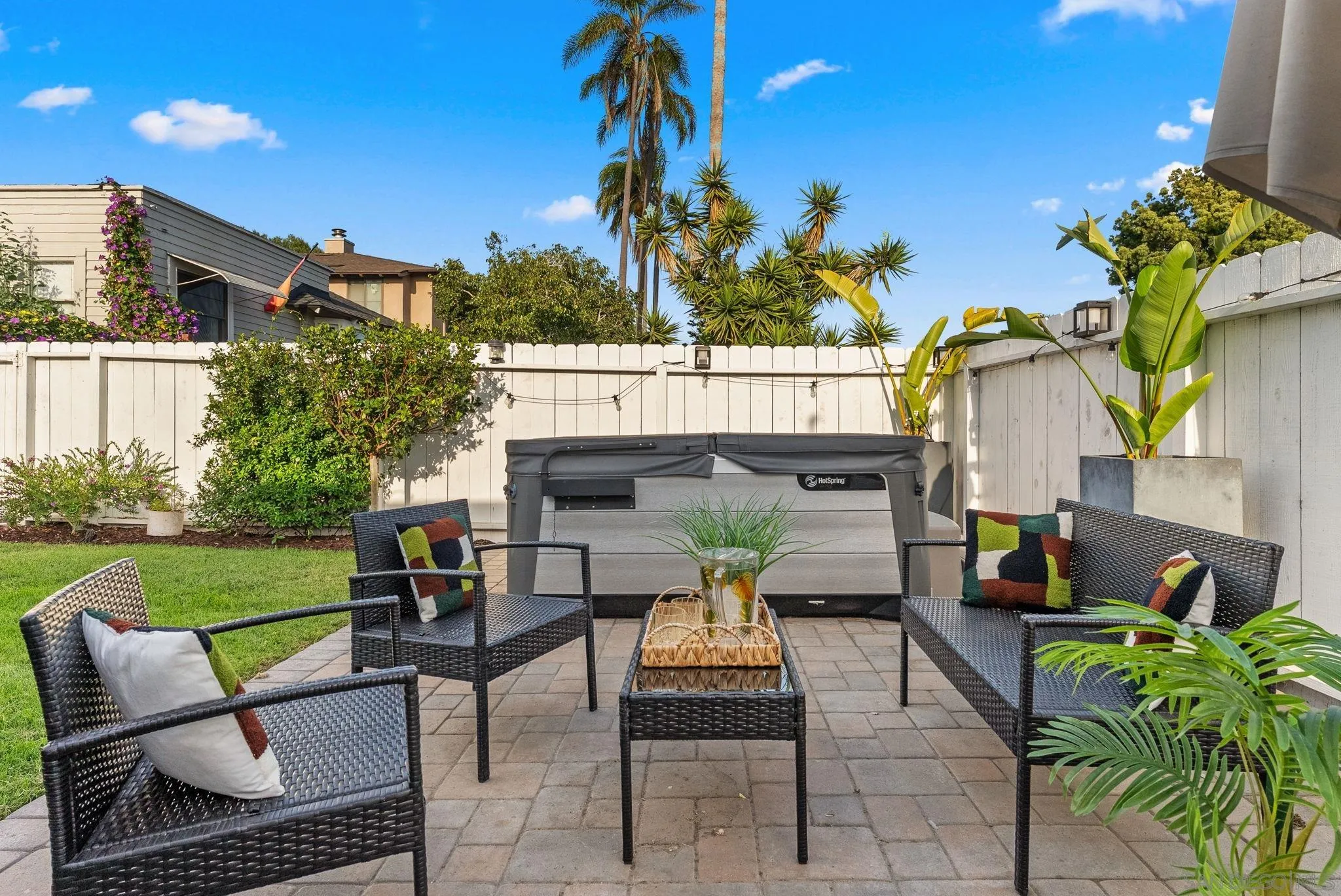 https://cdn.realtyfeed.com/cdn/127/250037043/4b28f353926246031adecc06a98a2c7b.webp