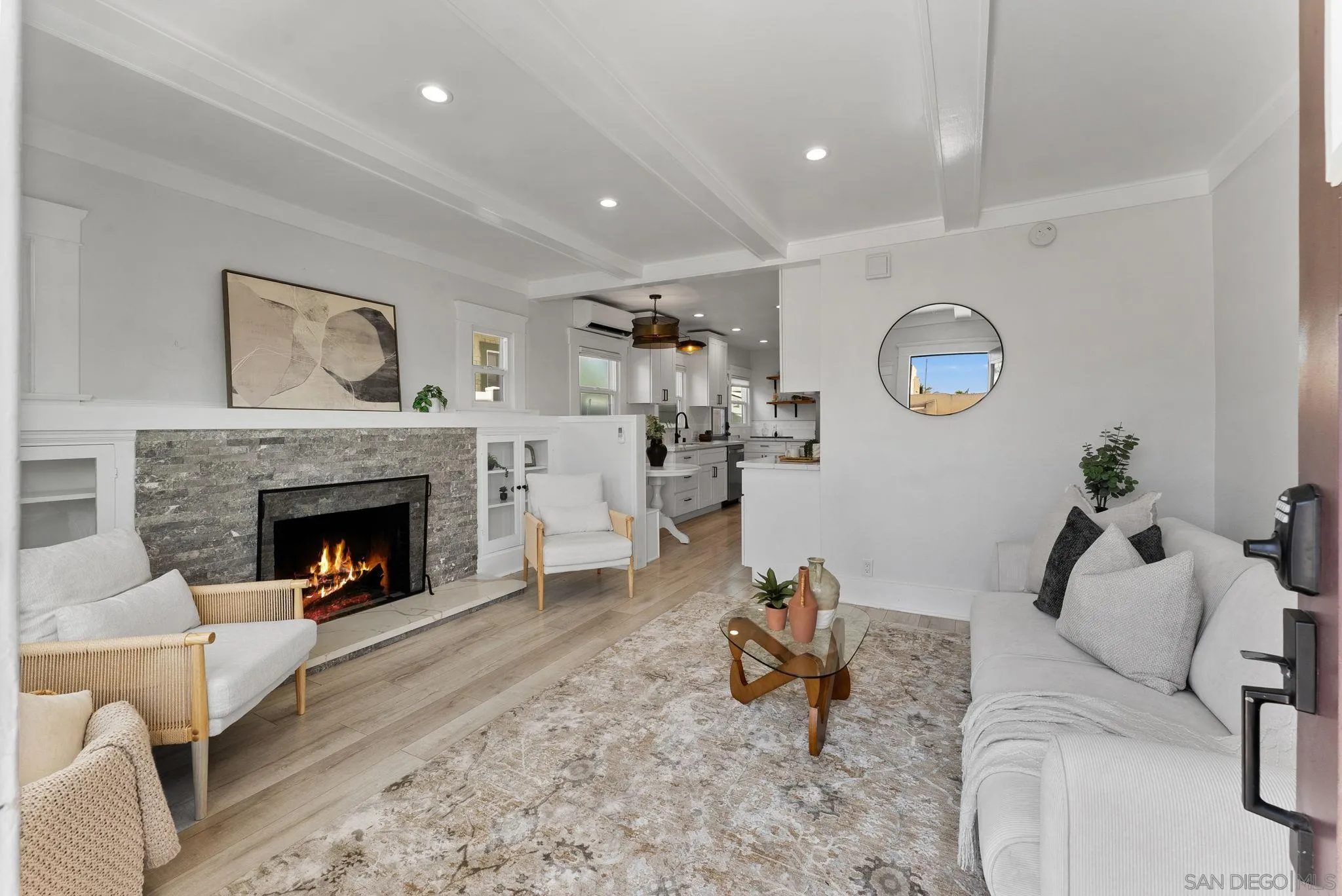 https://cdn.realtyfeed.com/cdn/127/250037043/ee8c8f8878393b56cd5fbc63f5d09fa7.webp