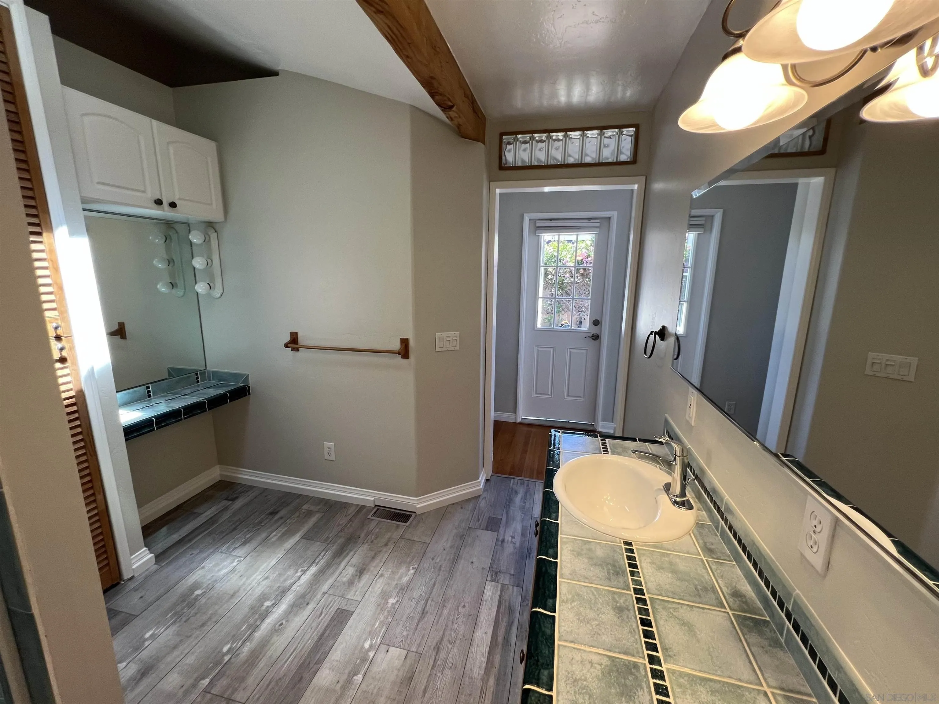 https://cdn.realtyfeed.com/cdn/127/250037044/6e6270a2f78ad5779e5d4ff605805662.webp