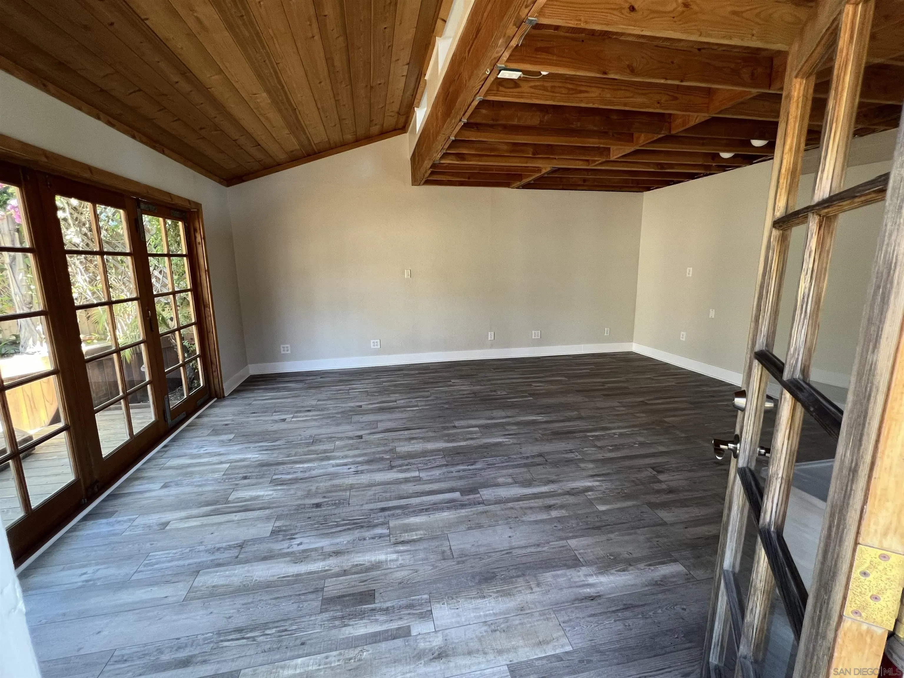 https://cdn.realtyfeed.com/cdn/127/250037044/77e8cdd90a829b2552a53c3a2e7829ed.webp