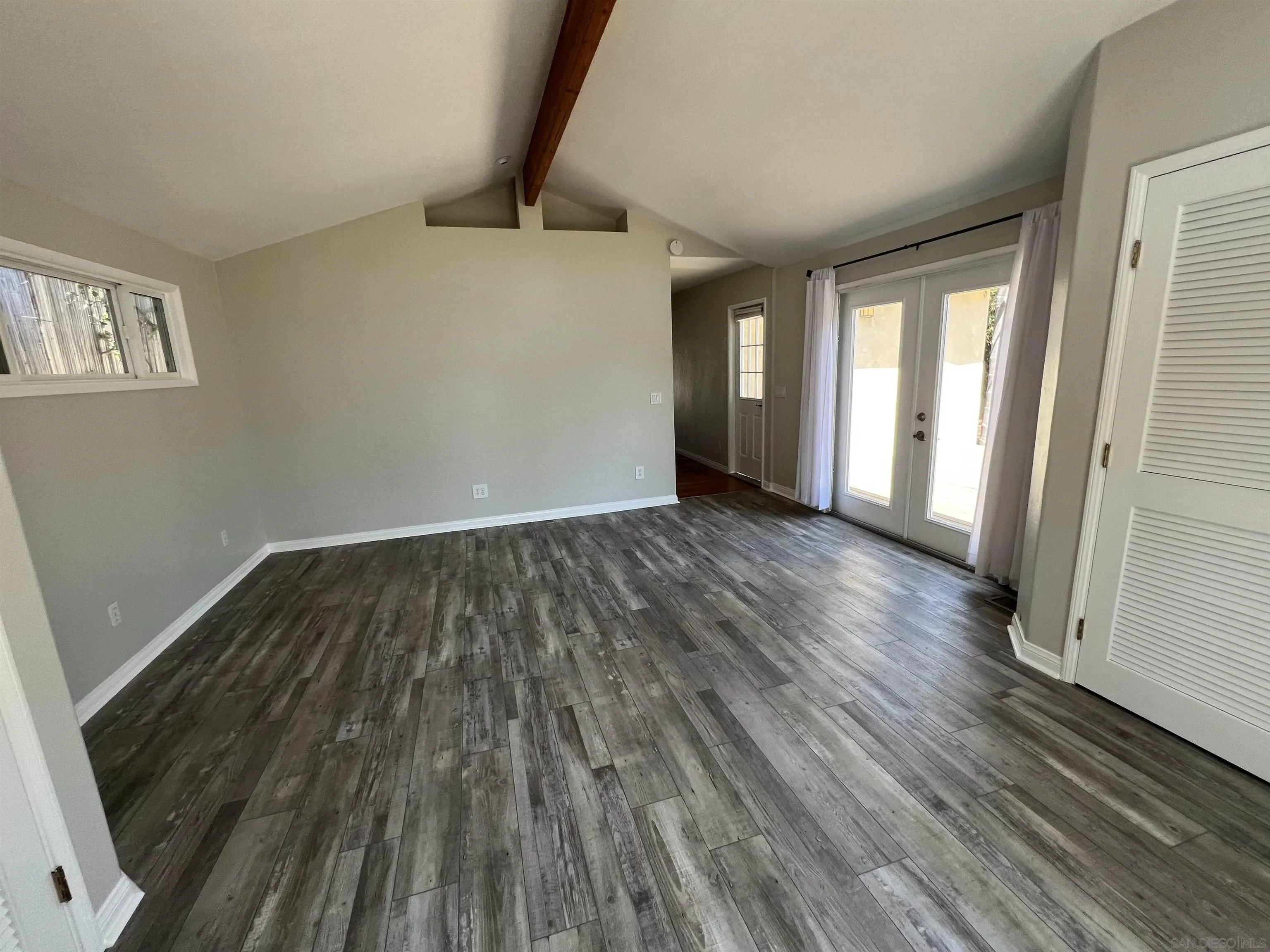 https://cdn.realtyfeed.com/cdn/127/250037044/7bf5595a63195fdb4abefa72bd244387.webp