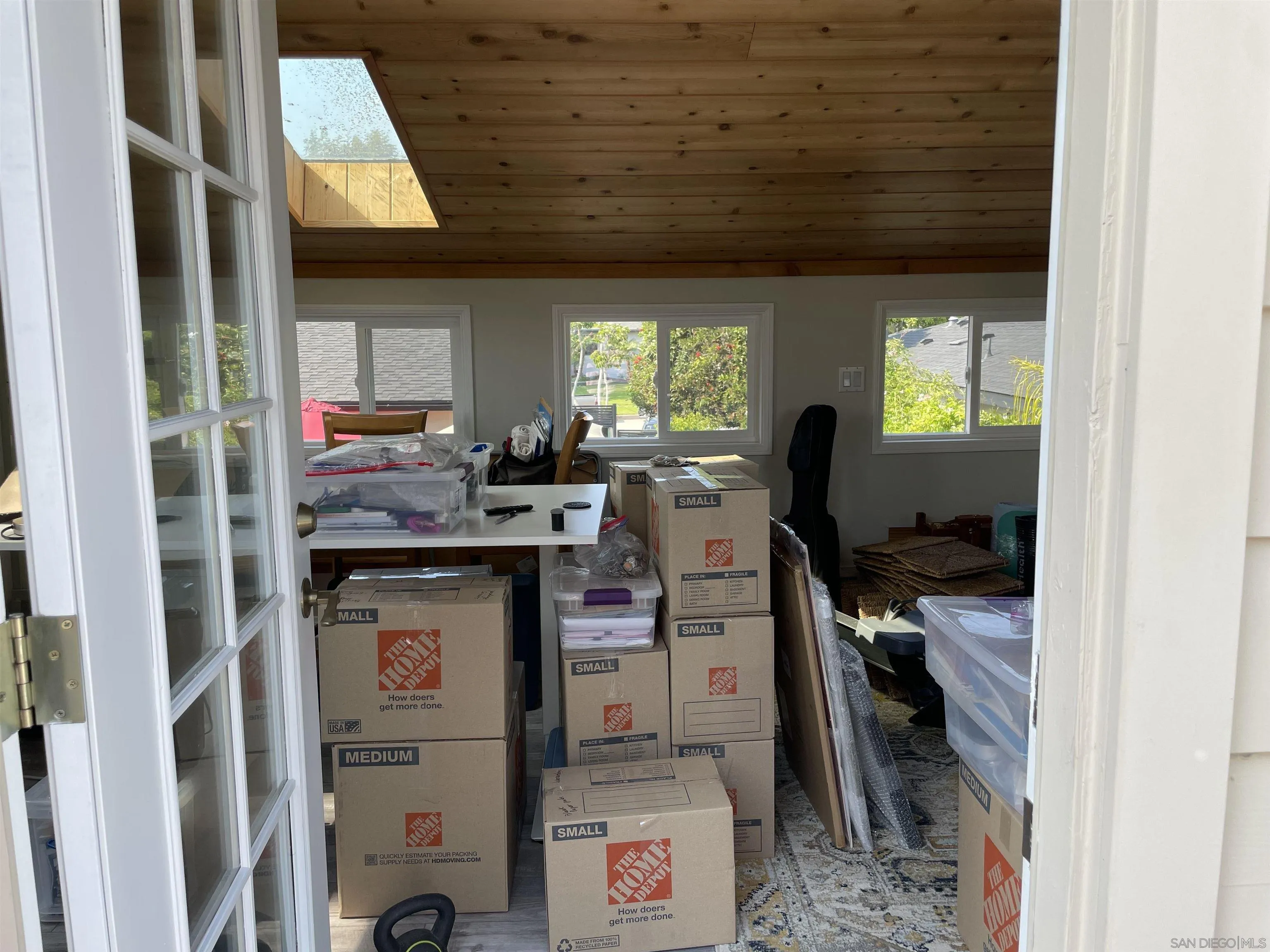 https://cdn.realtyfeed.com/cdn/127/250037044/8fcf59e6807d9f504d1dfa8ebf649e45.webp