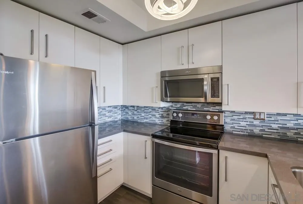 https://cdn.realtyfeed.com/cdn/127/250037045/a9d25cdf252335ebefcbcb7d58d3c74a.webp