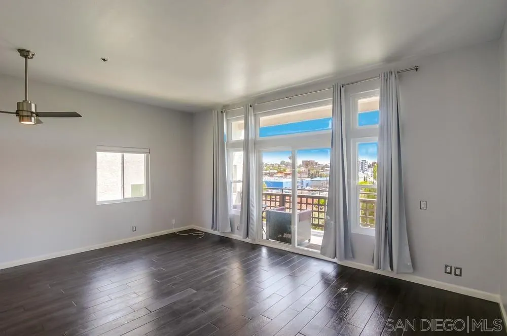 https://cdn.realtyfeed.com/cdn/127/250037045/b42ecbc00a113f51bcf298ade8037ea1.webp